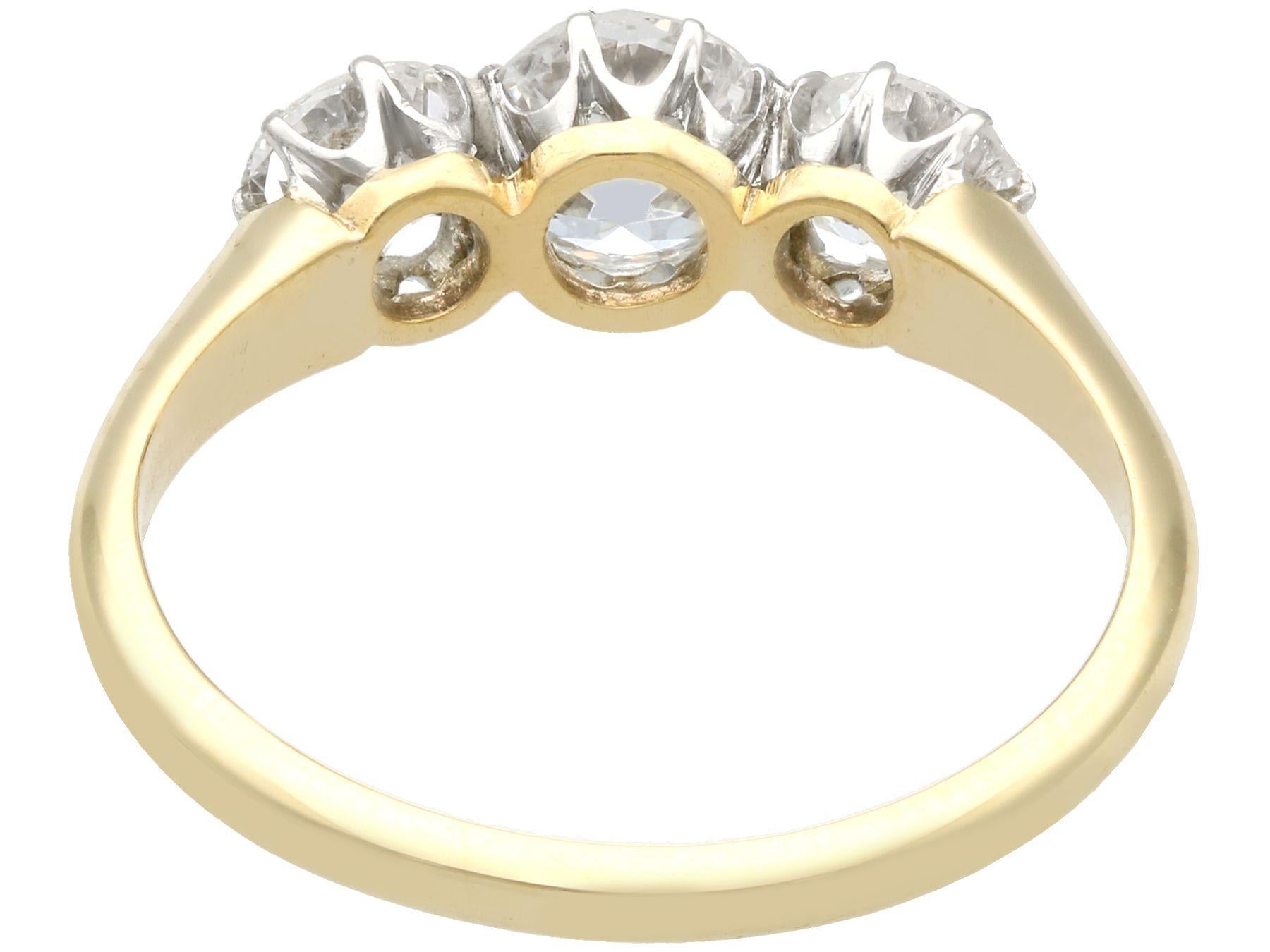 1930s Antique 1.56 Carat Diamond Yellow Gold Trilogy Ring In Excellent Condition In Jesmond, Newcastle Upon Tyne