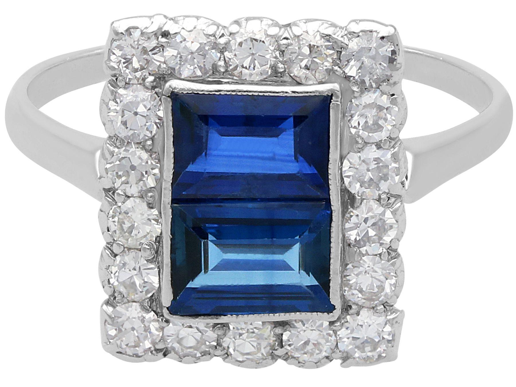 1930s, Antique 1.60 Carat Sapphire and Diamond Platinum Cluster Ring In Excellent Condition For Sale In Jesmond, Newcastle Upon Tyne