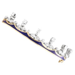 1930s Antique 1.62 Carat Diamond and Enamel Yellow Gold Crown Bangle