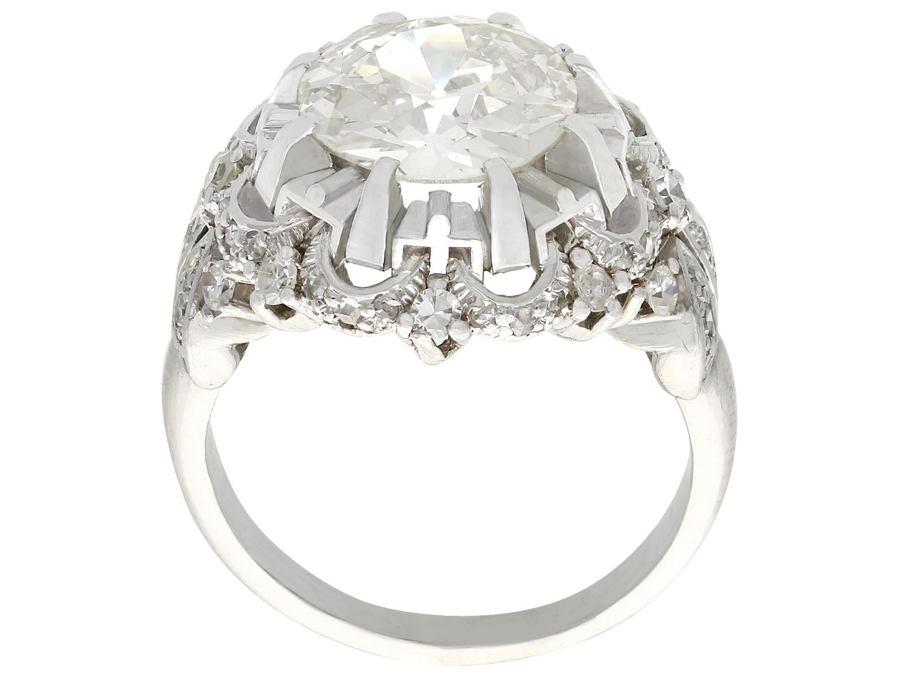 1930s Antique 4.31 Carat Diamond and Platinum Cluster Ring 1