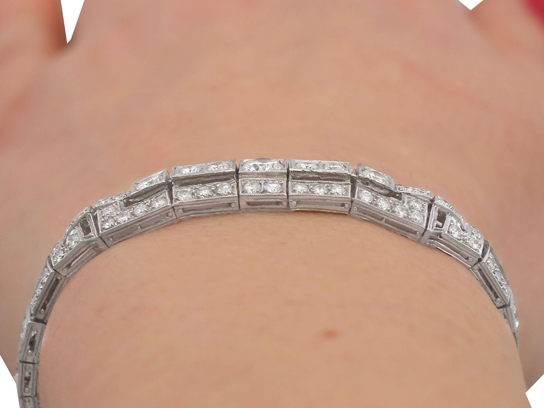 1930s Antique 4.46 Carat Diamond and Platinum Bracelet For Sale 9