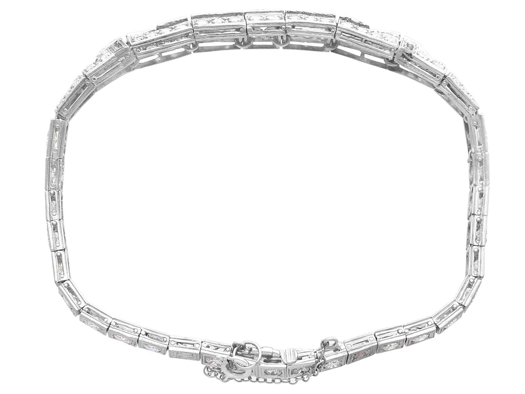 1930s Antique 4.46 Carat Diamond and Platinum Bracelet In Excellent Condition For Sale In Jesmond, Newcastle Upon Tyne