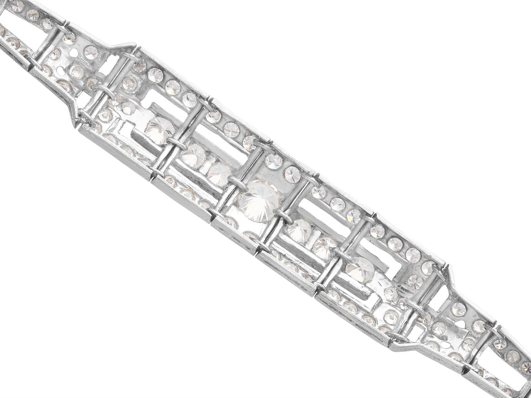 1930s Antique 4.46 Carat Diamond and Platinum Bracelet For Sale 2