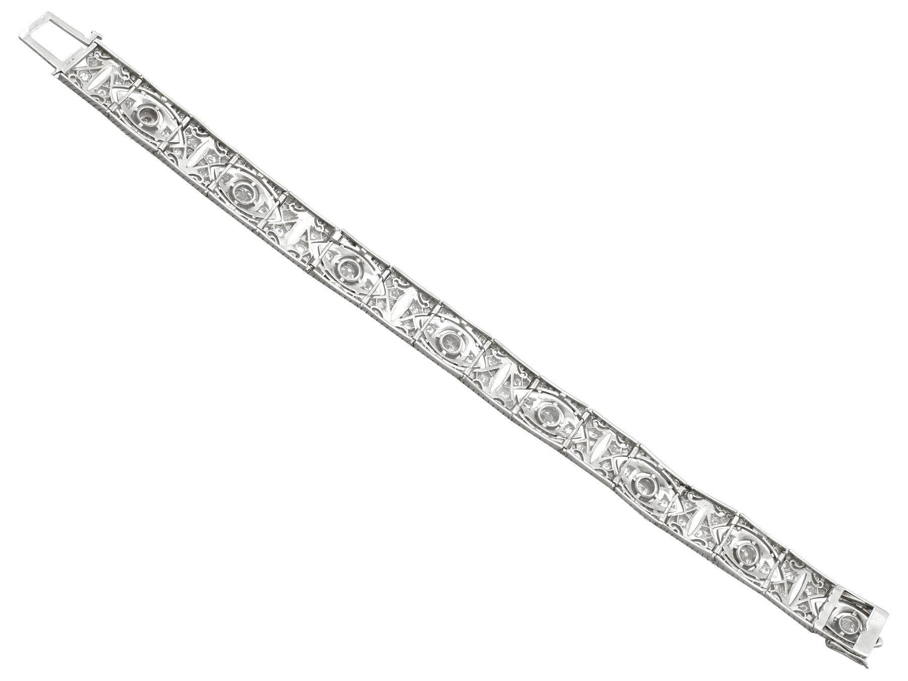 Antikes Armband aus Weißgold mit 4,63 Karat Diamanten aus den 1930er Jahren im Angebot 2