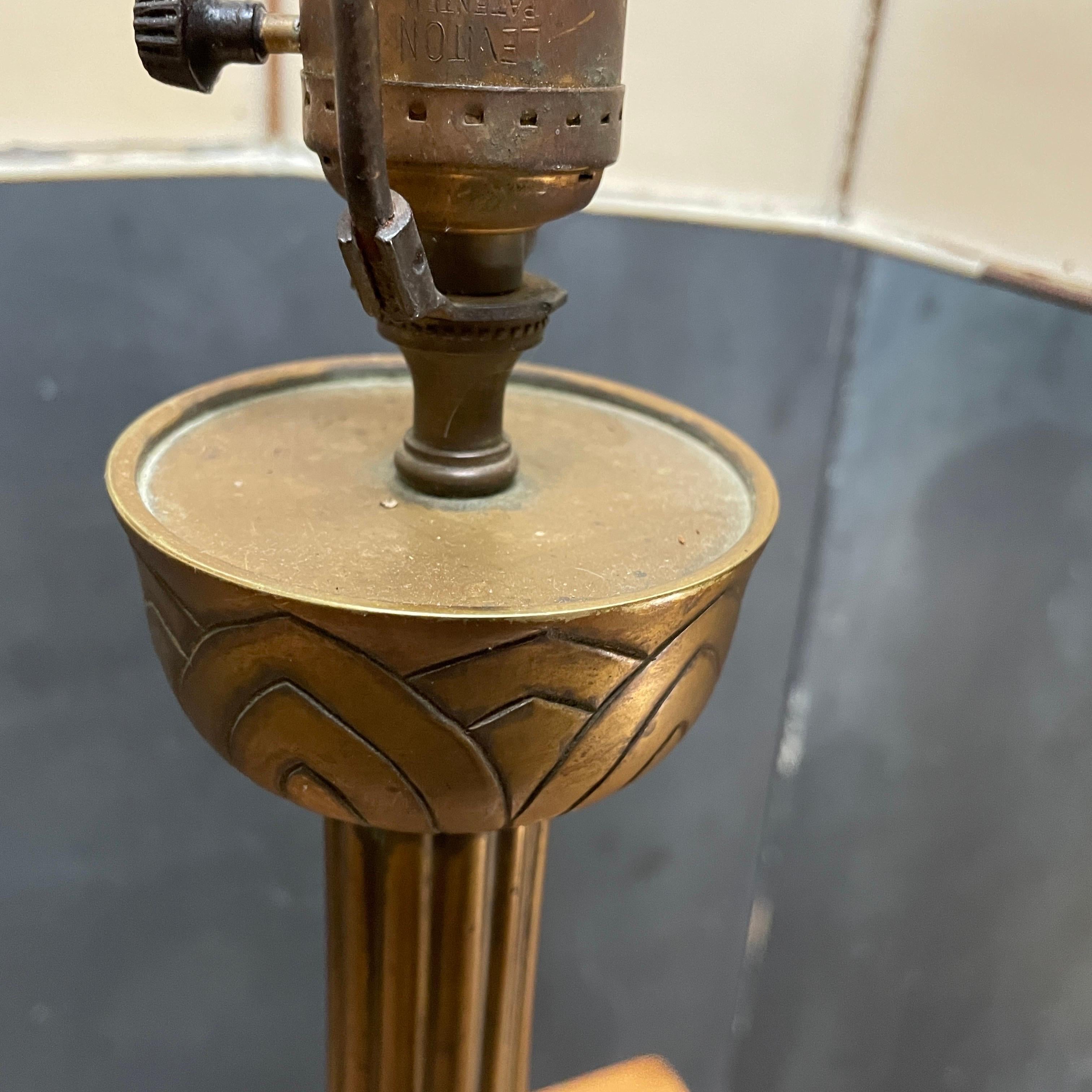 Chinese Export 1930s Antique Chinese Brass Lotus Table Lamp, Hollywood Regency For Sale