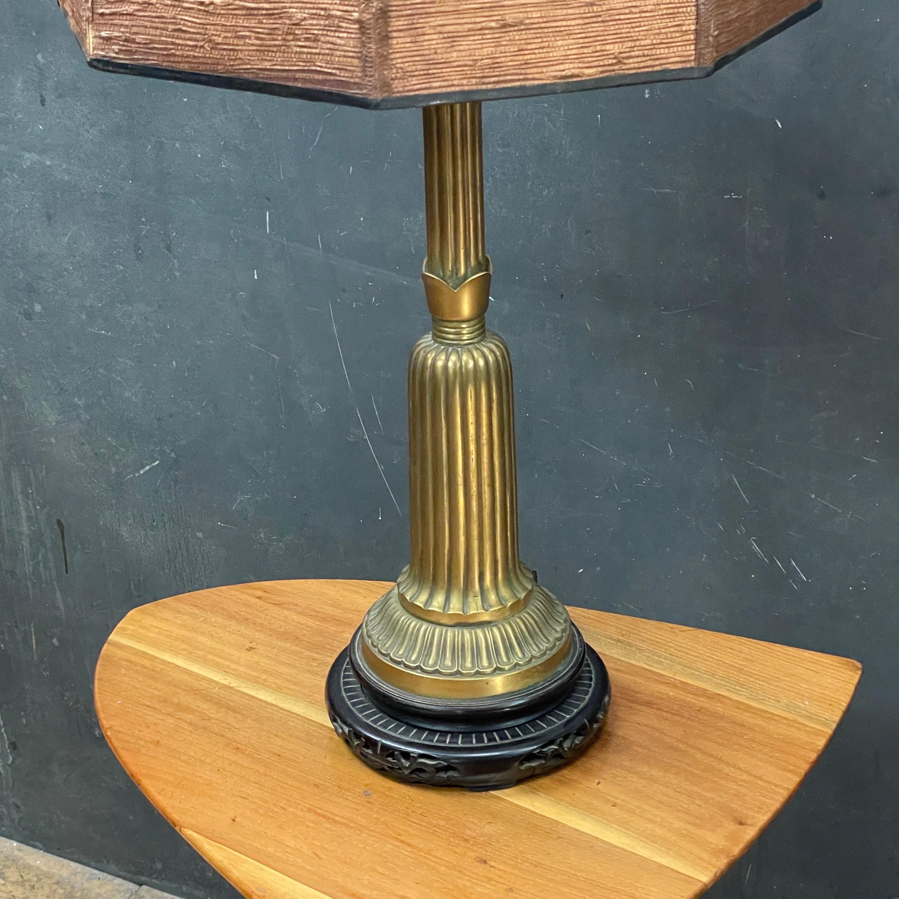 Mid-20th Century 1930s Antique Chinese Brass Lotus Table Lamp, Hollywood Regency For Sale