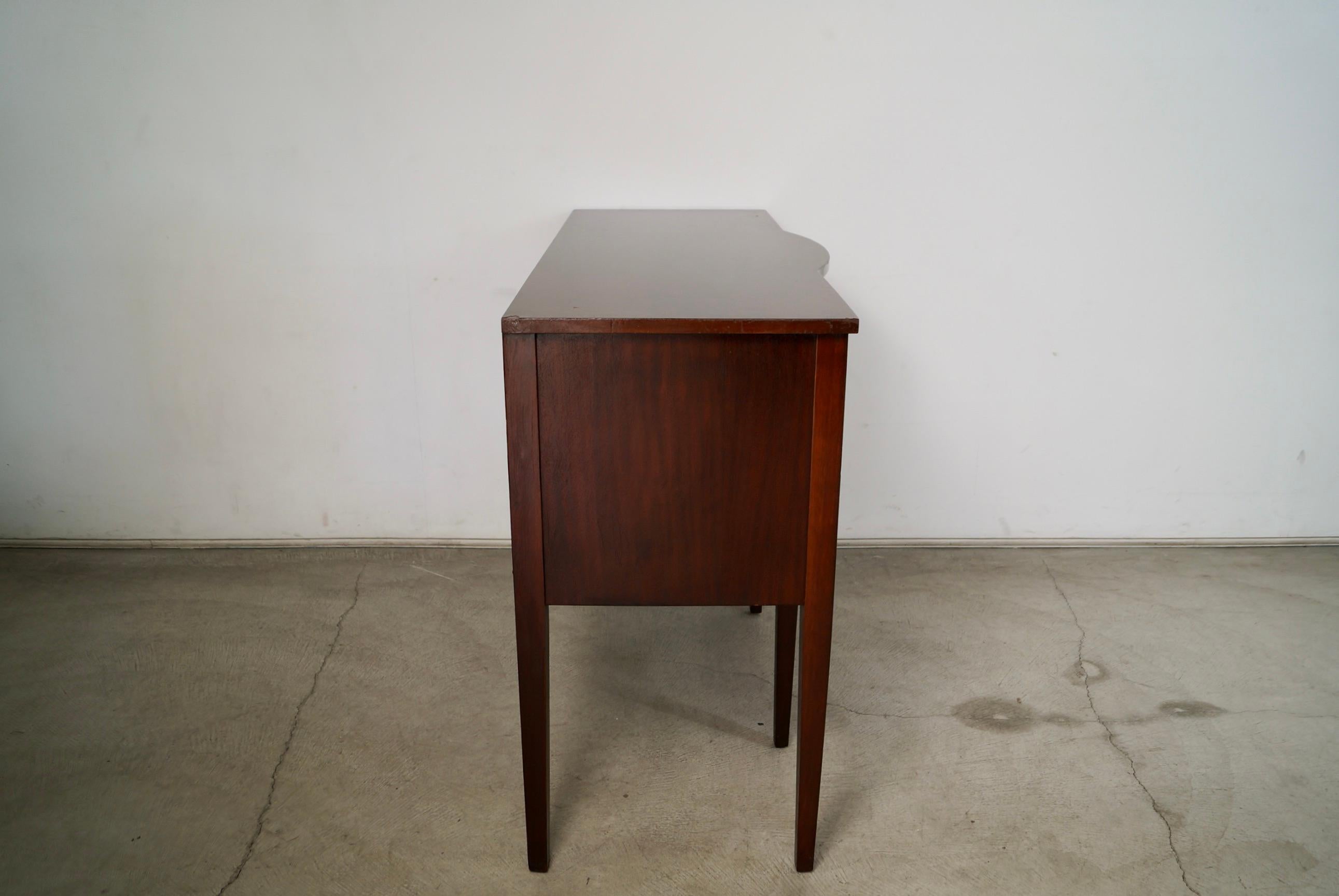 1930's Antique Federal Duncan Phyfe Style Sideboard For Sale 8