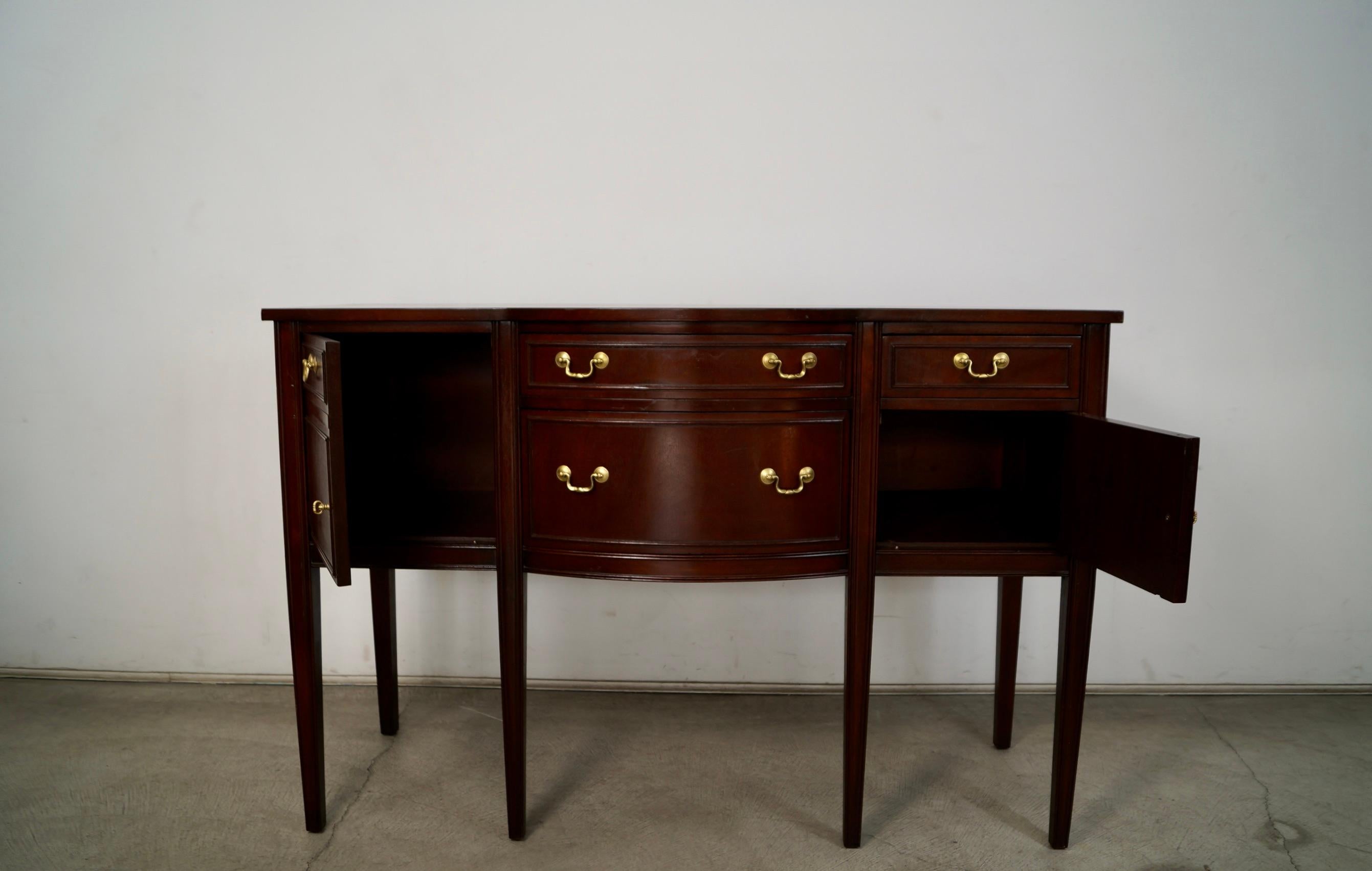 1930's Antique Federal Duncan Phyfe Style Sideboard For Sale 10