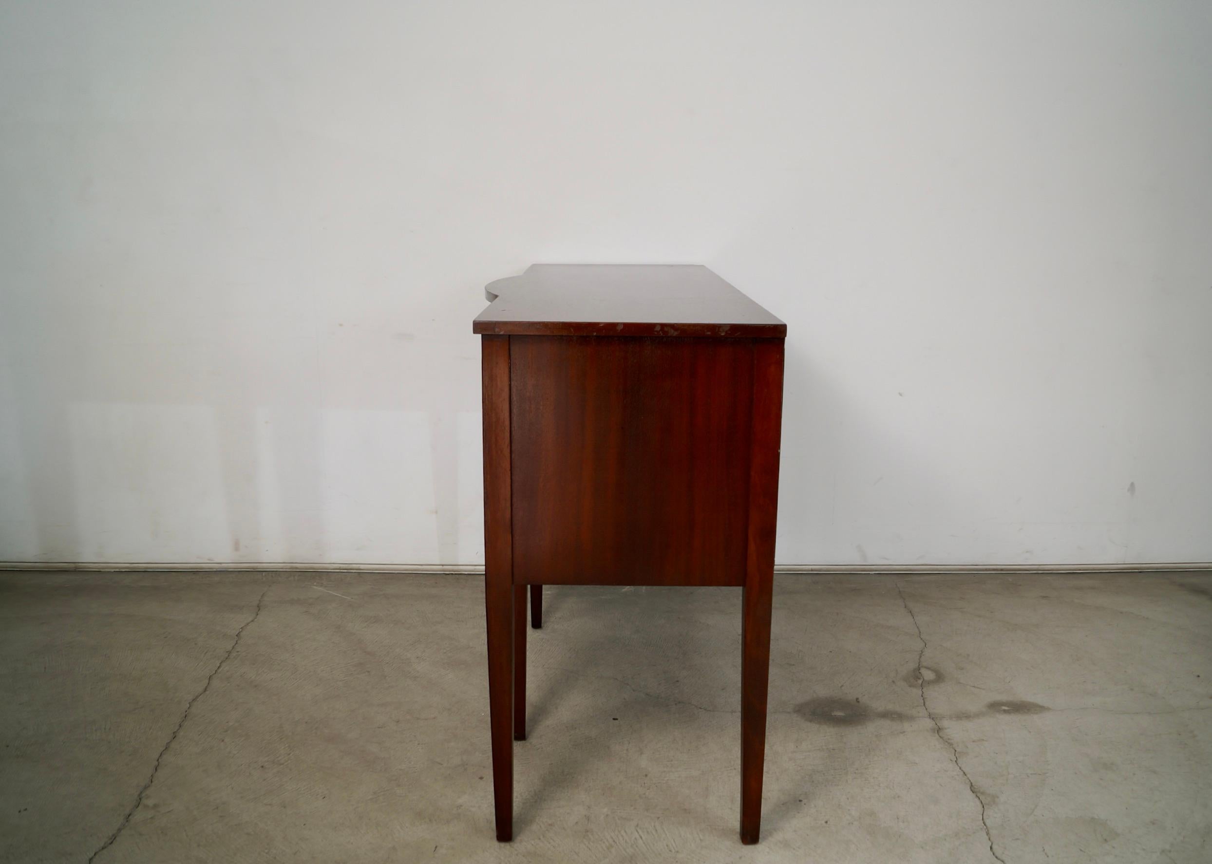 1930's Antique Federal Duncan Phyfe Style Sideboard For Sale 3