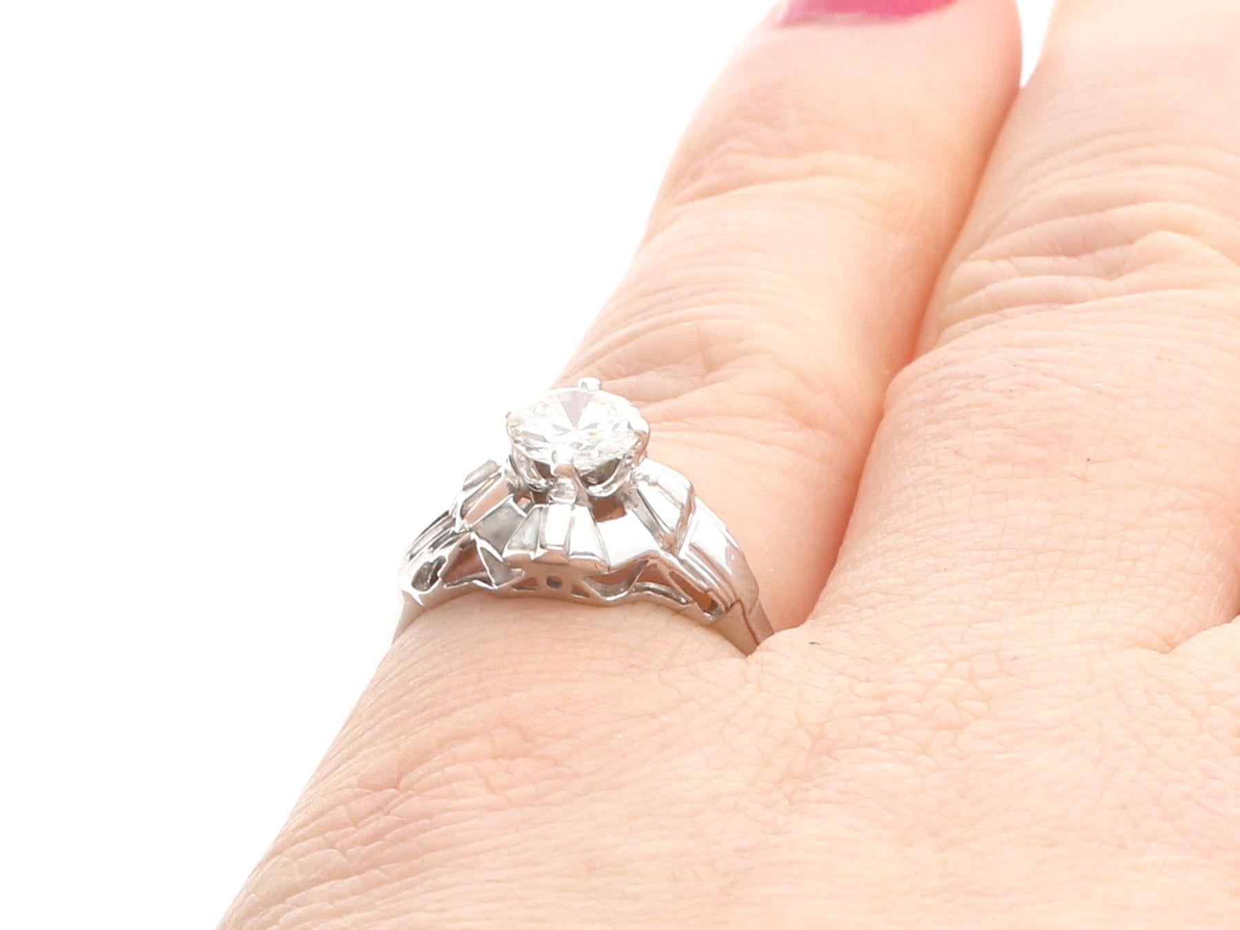 1930s Antique French 0.63 Ct Diamond and 18K White Gold Solitaire Ring For Sale 4
