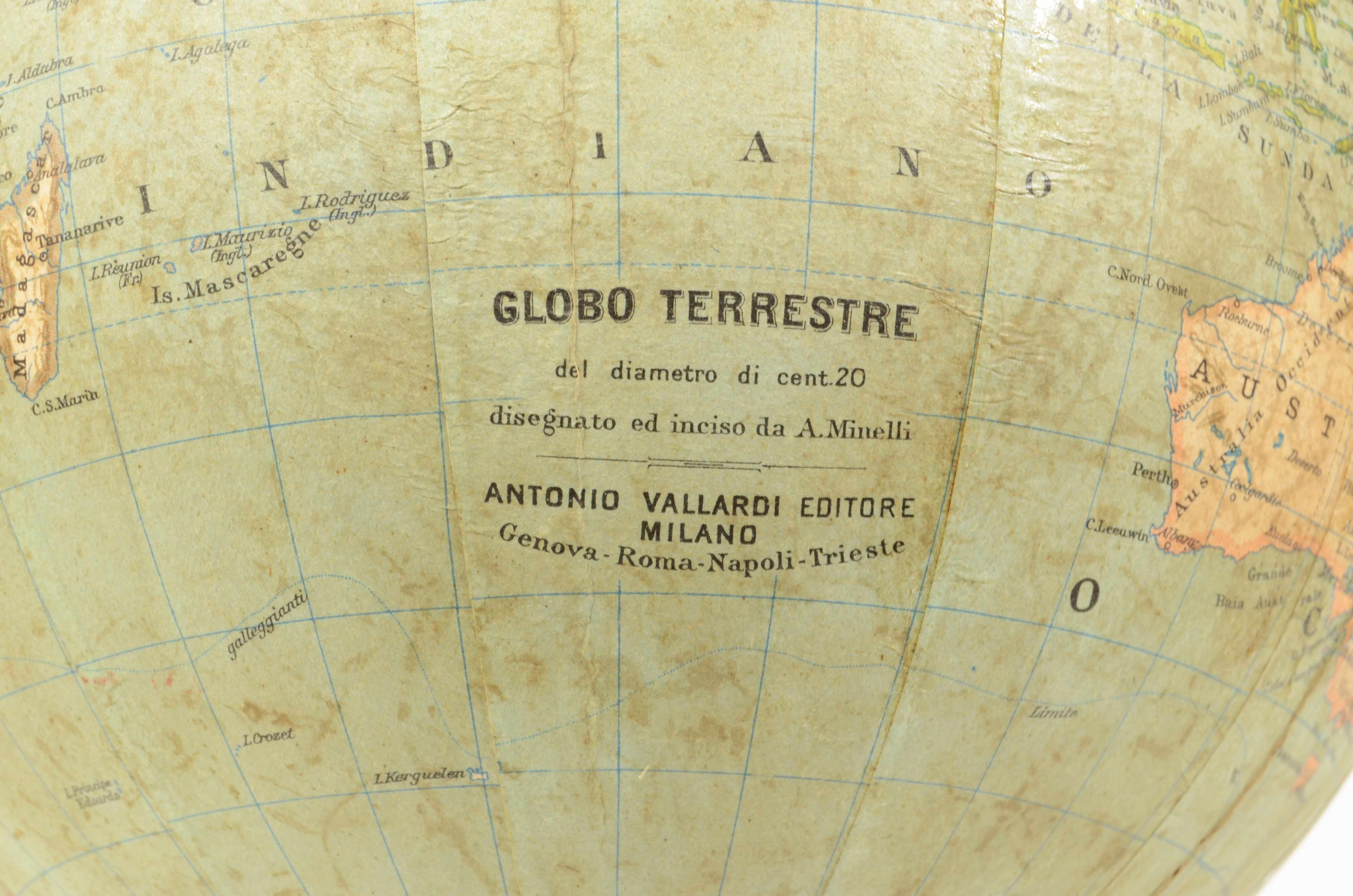 1930s Antique Italian Terrestrial Globe Signed Vallardi Editore Milano 6