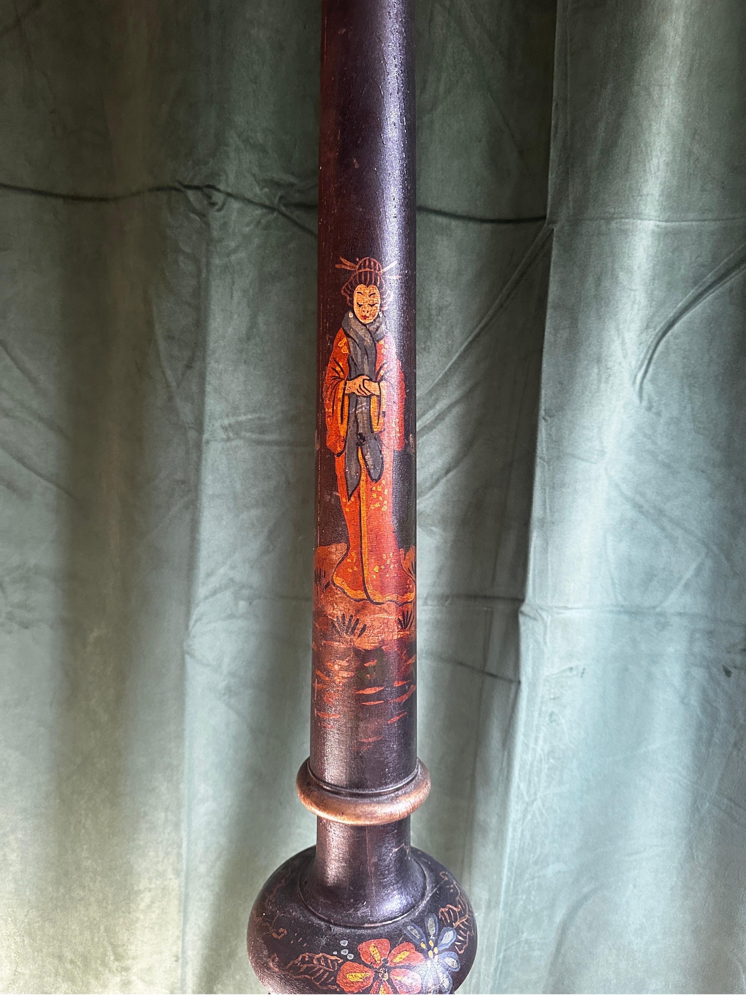 Asian 1930s Antique Japanned Chinoserie Painted Wooden Floor Lamp Japonisme For Sale