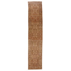 Antiker persischer Teppich aus den 1930er Jahren in Malayer-Design mit einzigartigen Stammesmustern