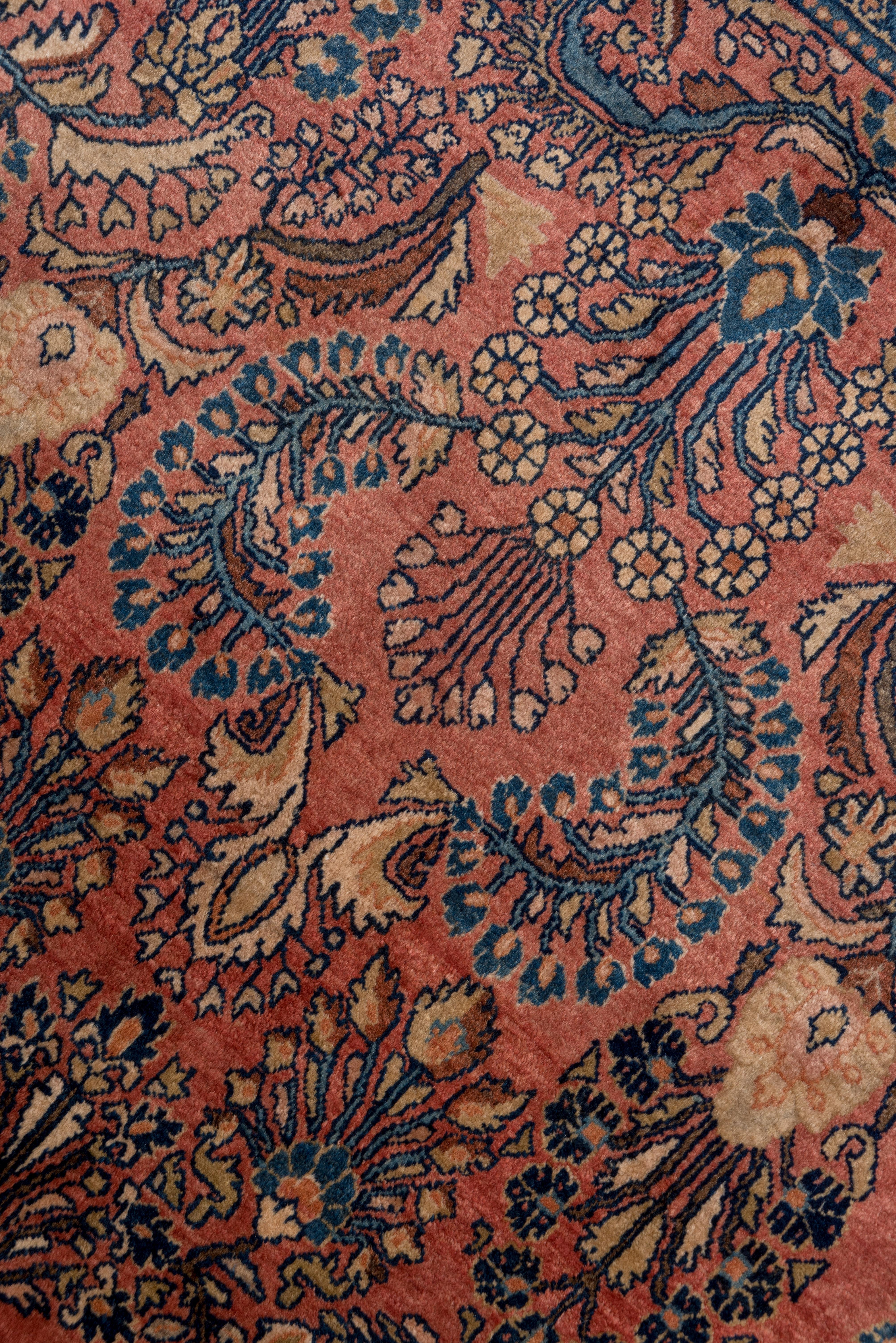 1930s Antique Persian Sarouk Rug with a Salmon Field, American Sarouk Style In Good Condition For Sale In New York, NY