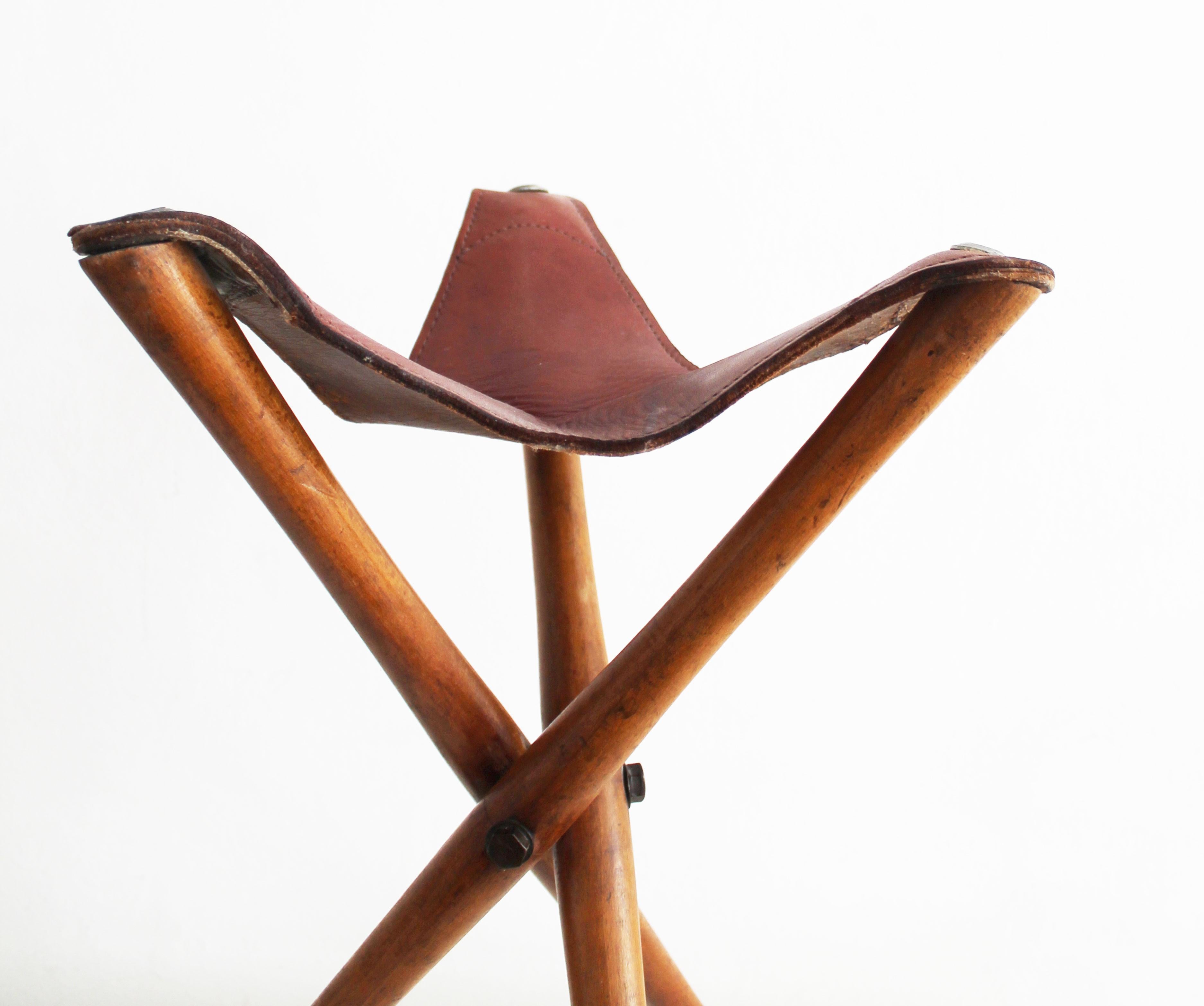 Leather 1930's Antique Tourist Folding chair