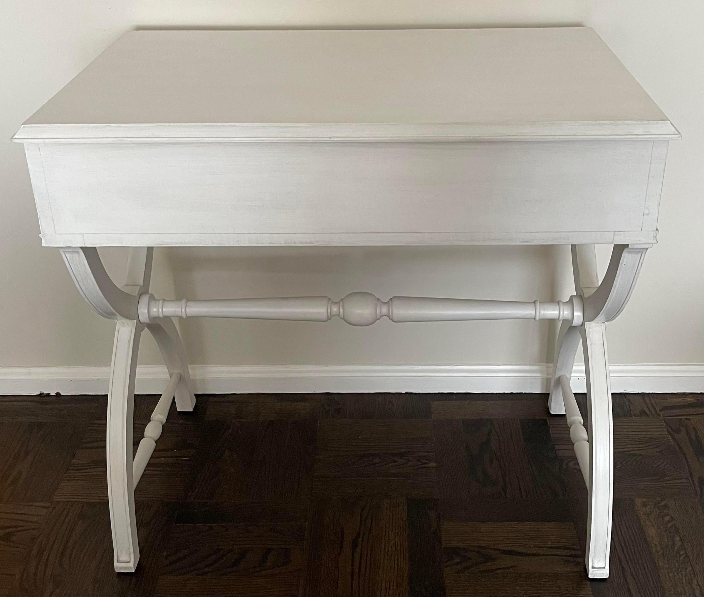 Mid-20th Century 1930s Antique White Neoclassical Writing Table or Vanity For Sale