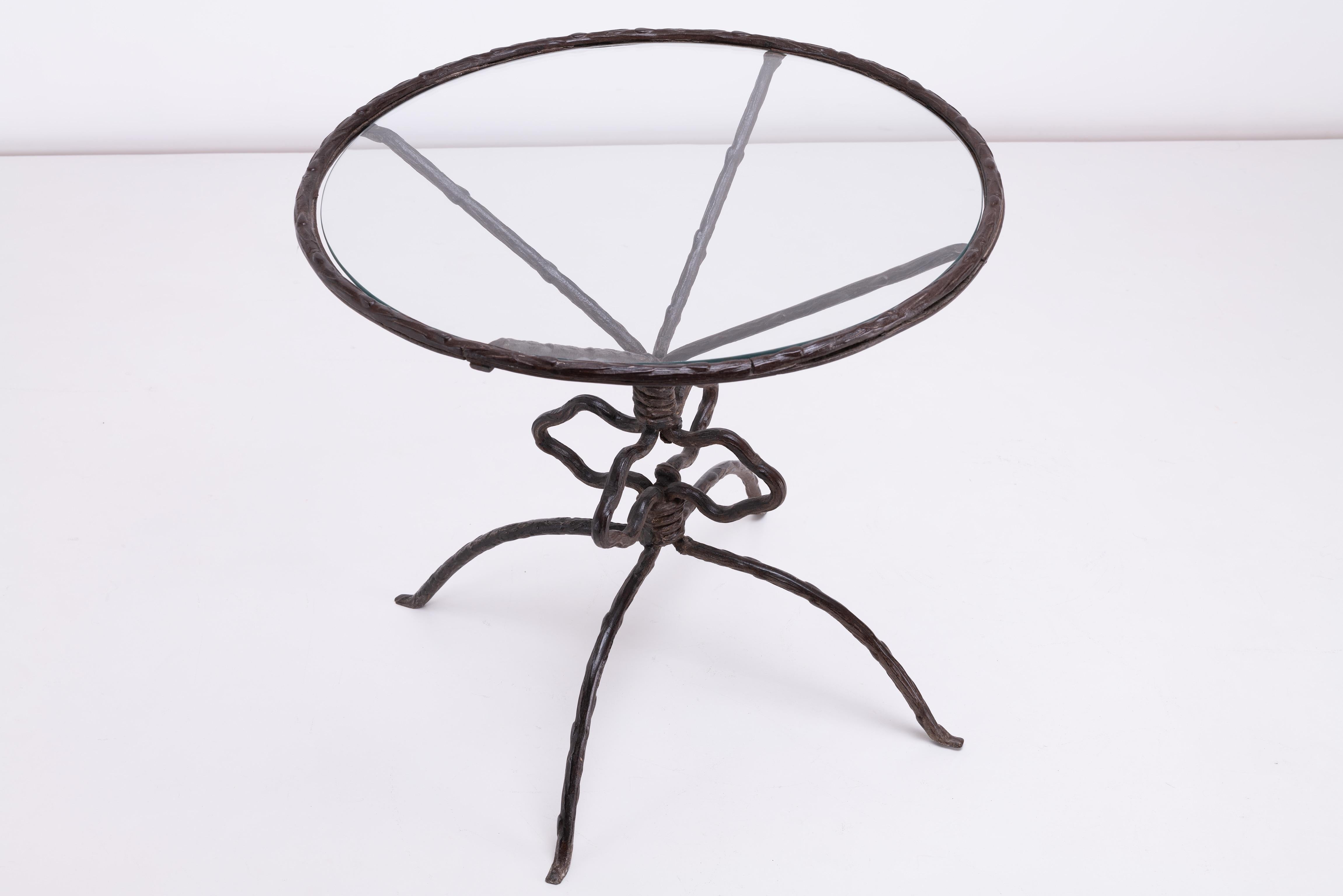Forgé Années 1930 A Durenne Foundry  Table d'appoint en fer - Jean-Michel Frank en vente