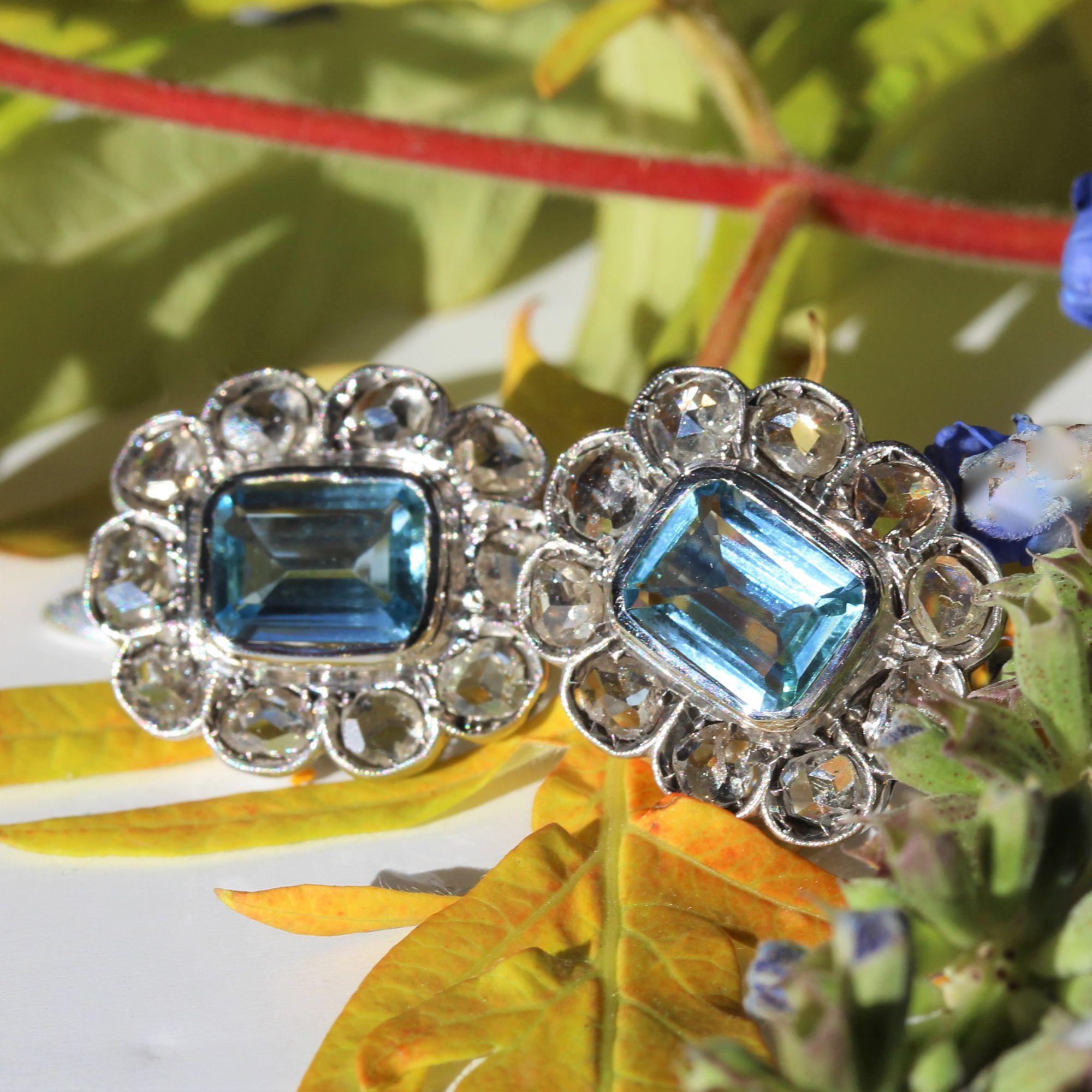 1930s Aquamarine Diamonds 18 Karat White Gold Daisy Stud Earrings For Sale 5