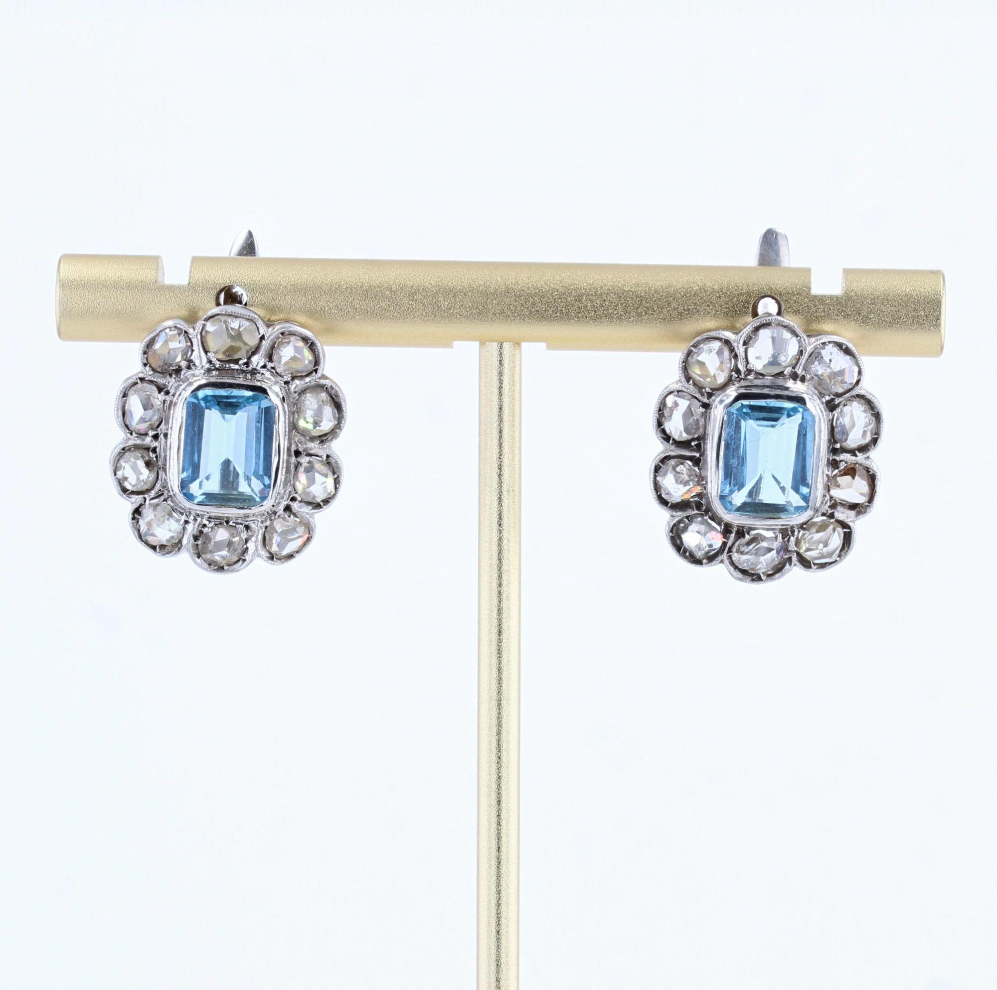 Art Deco 1930s Aquamarine Diamonds 18 Karat White Gold Daisy Stud Earrings For Sale