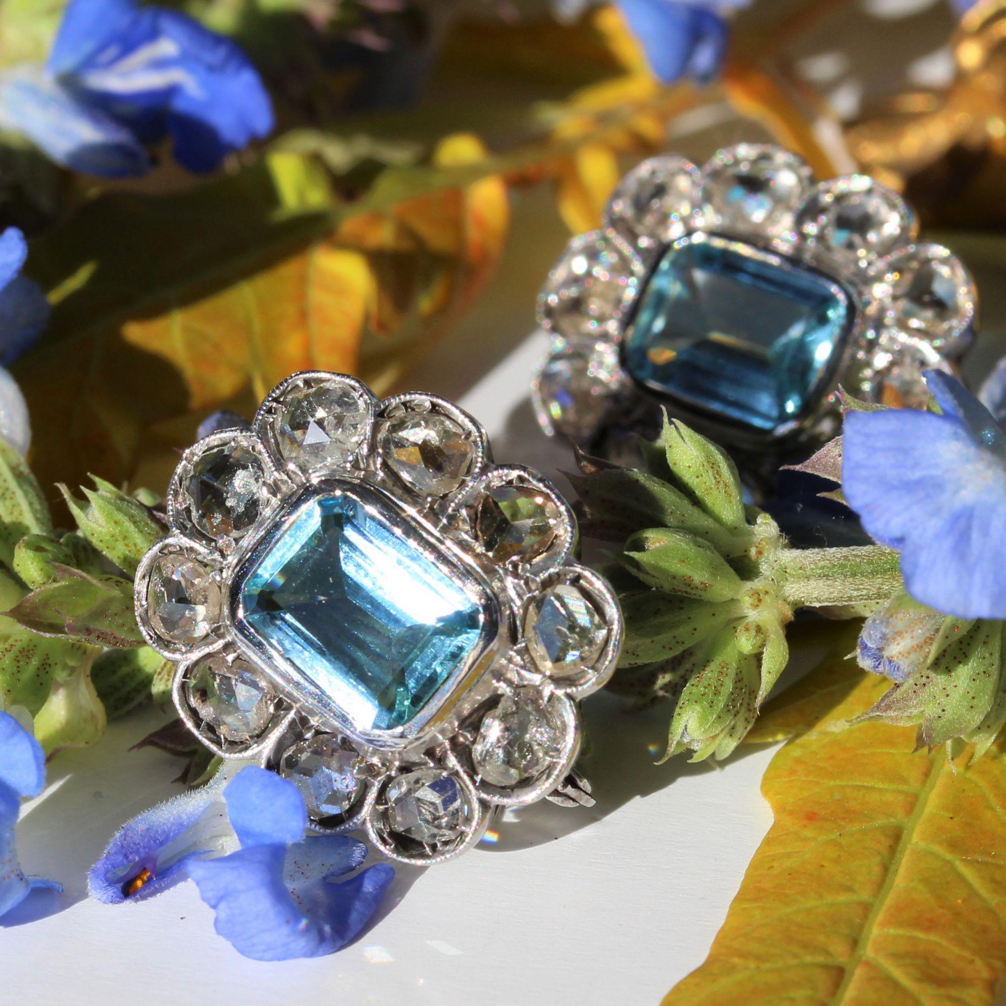1930s Aquamarine Diamonds 18 Karat White Gold Daisy Stud Earrings For Sale 3
