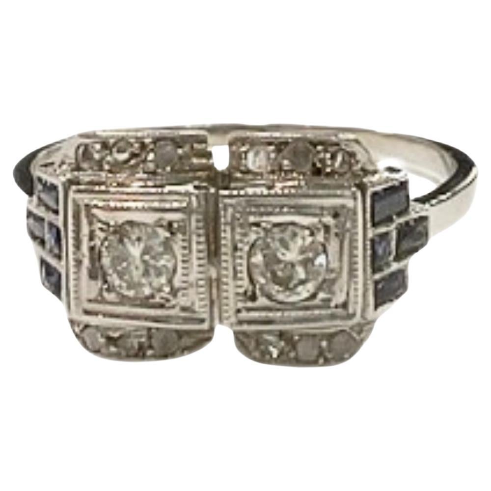 1930s Art Deco 0.30 carat Diamond & 0.50 carat Sapphires Fashion Ring