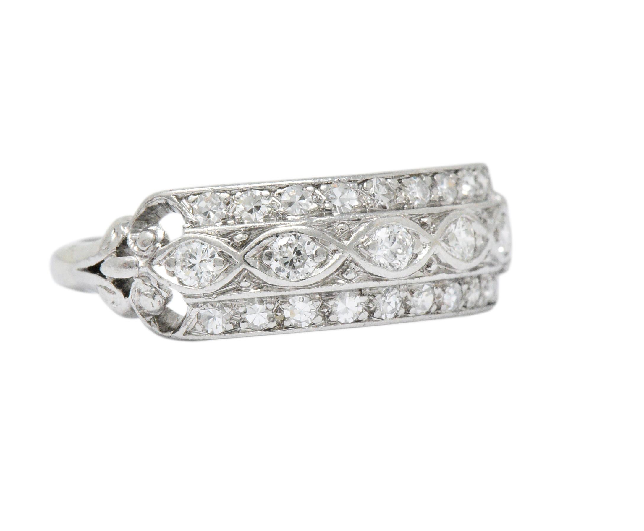 1930s Art Deco 0.45 Carat Diamond Platinum Ring In Excellent Condition In Philadelphia, PA