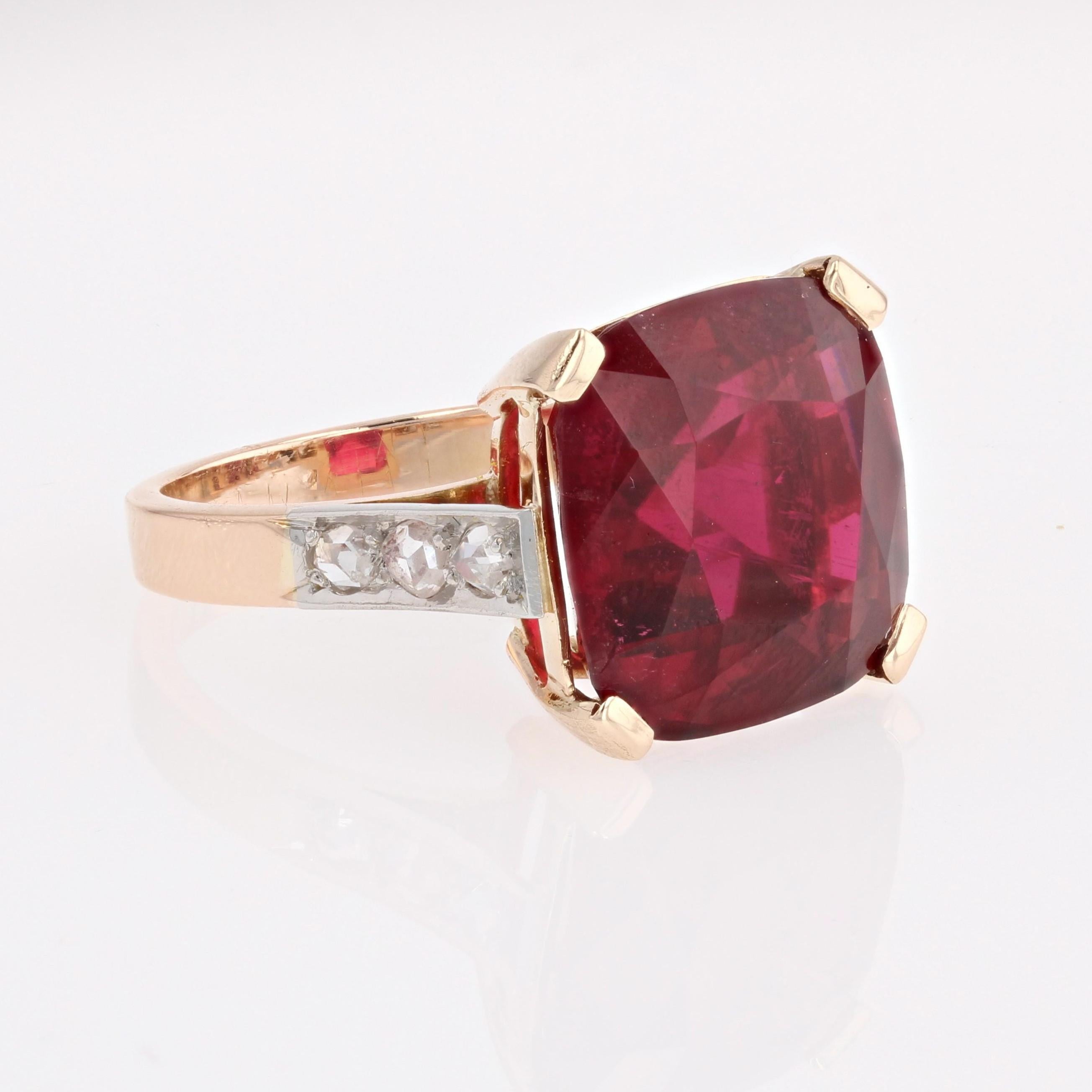 1930s Art Deco 11.70 Carats Cushion Tourmaline Diamonds 18 Karat Rose Gold Ring For Sale 5