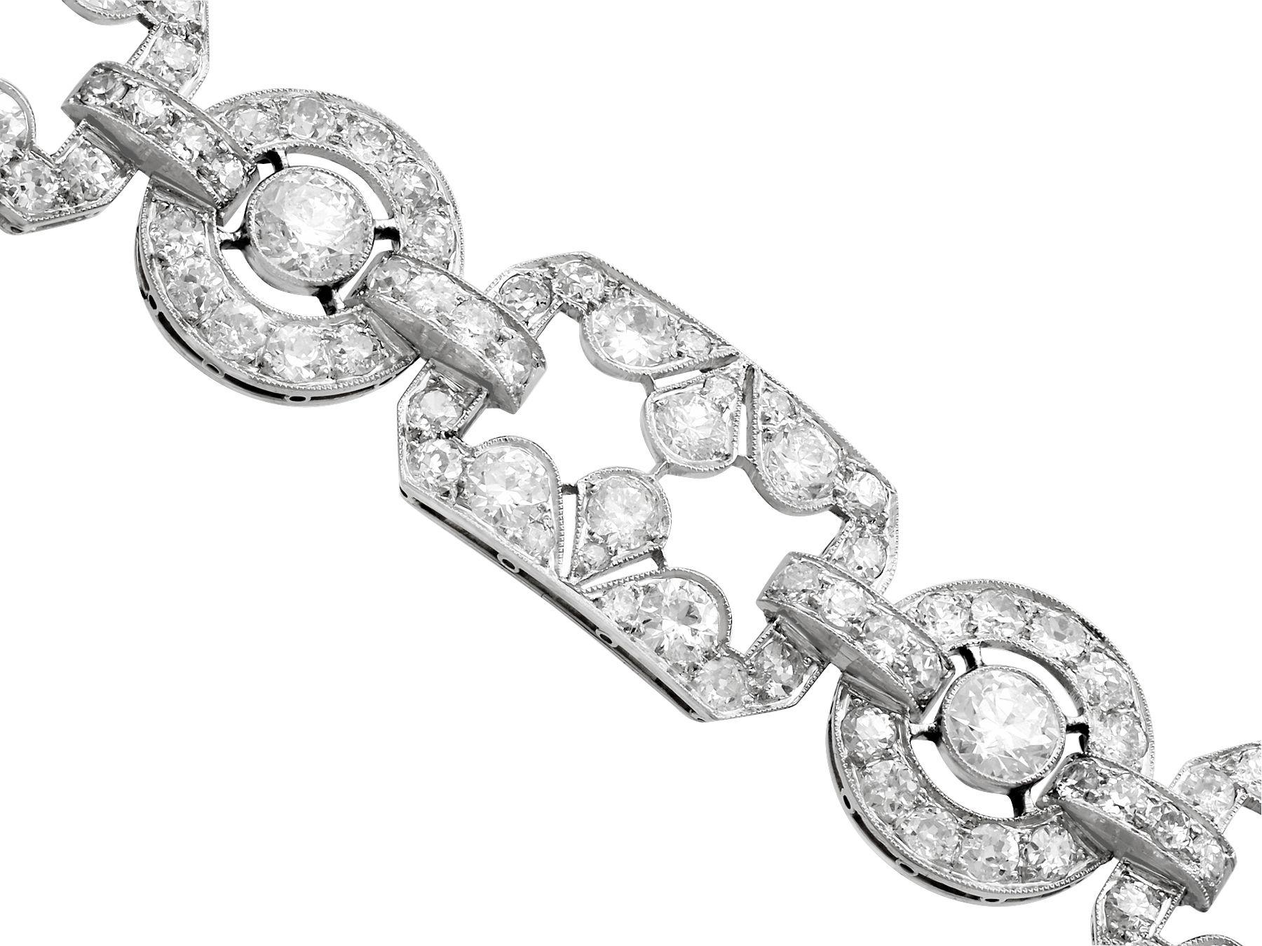Old European Cut 1930s, Art Deco 12.29 Carat Diamond and Platinum Bracelet