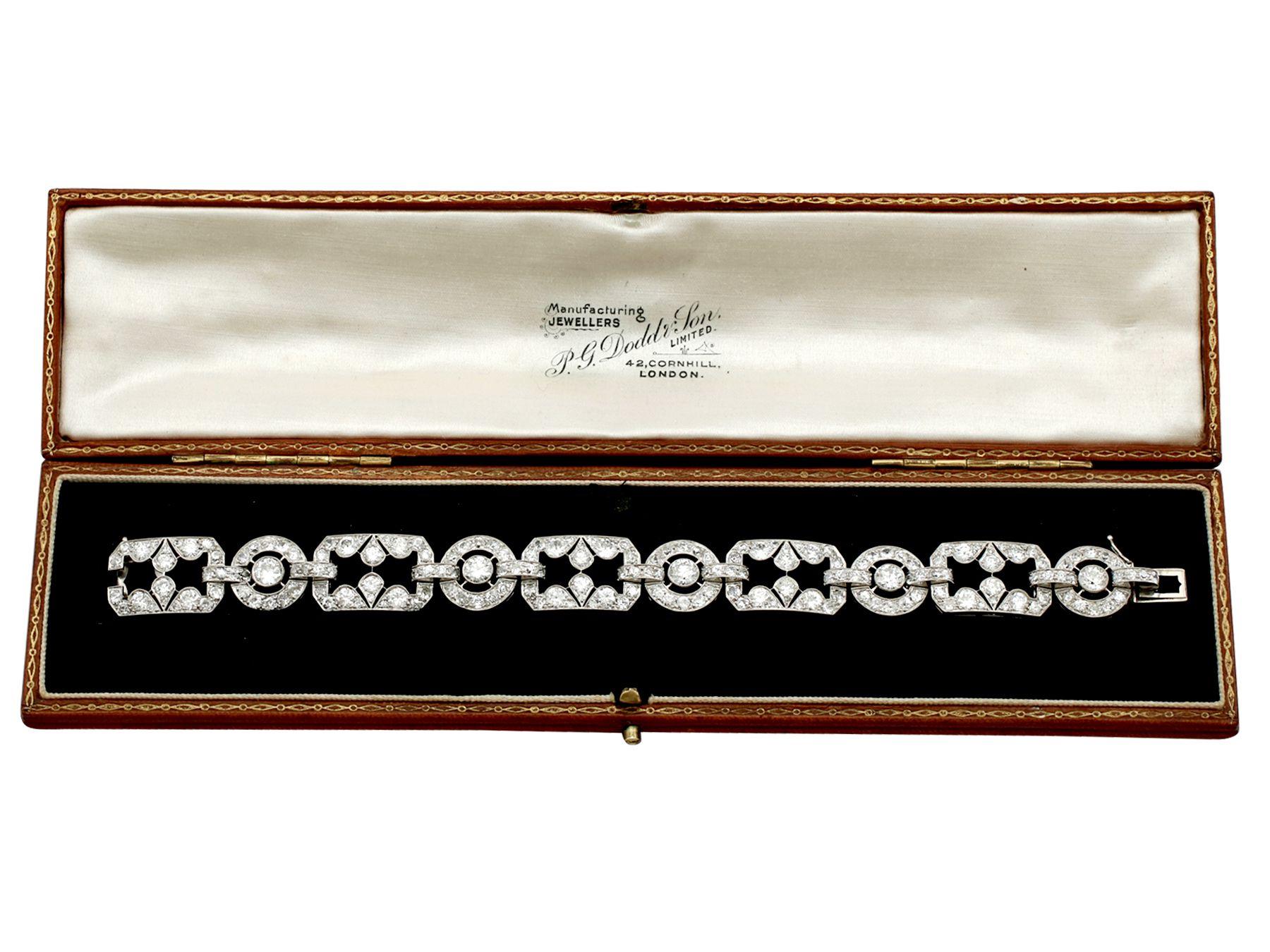 1930s, Art Deco 12.29 Carat Diamond and Platinum Bracelet 3