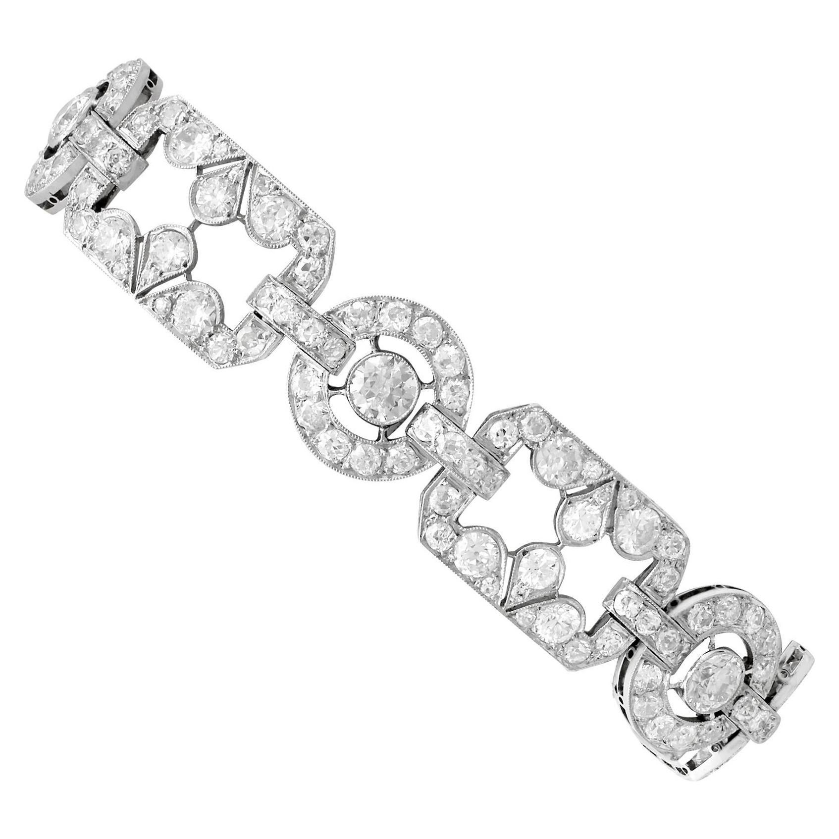 1930s Art Deco 12.29 Carat Diamond and Platinum Bracelet