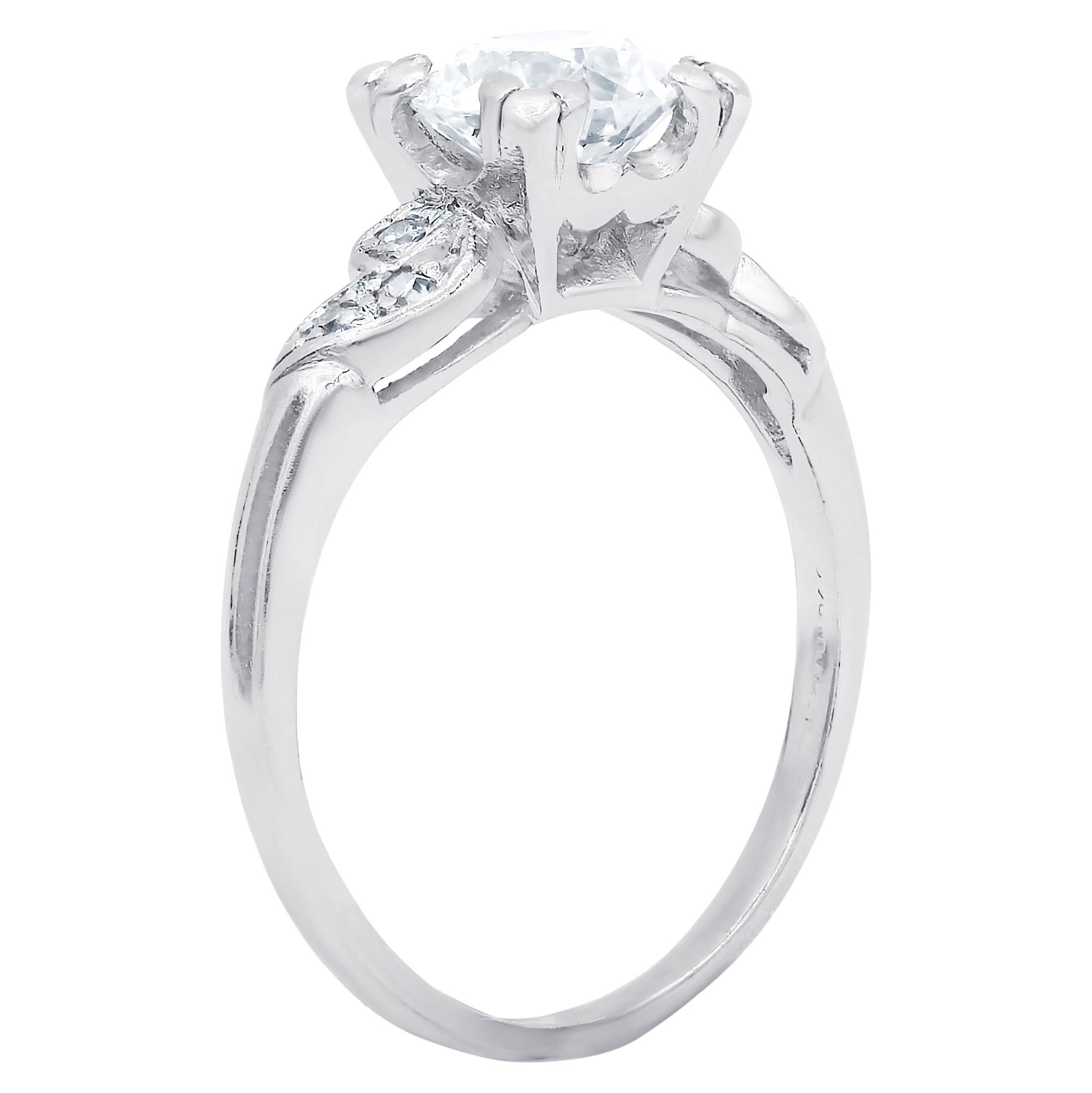 Round Cut 1930s Art Deco 1.30 Carat Diamond Engagement Ring For Sale