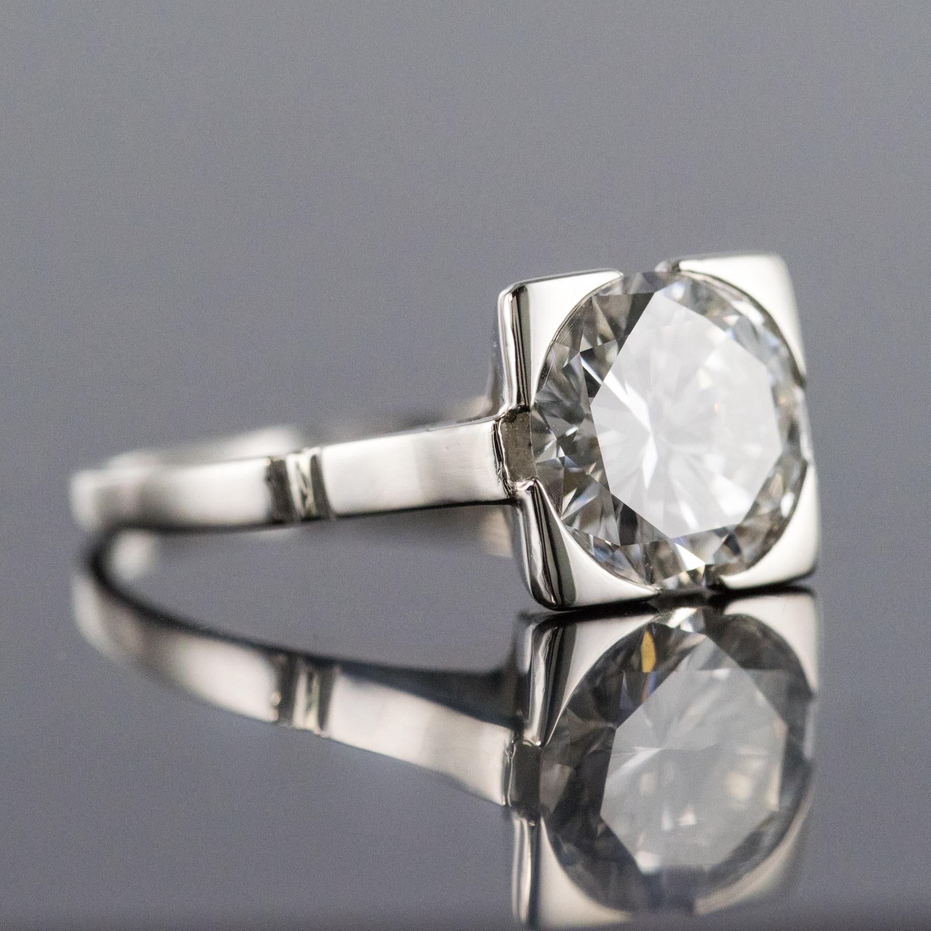 1930s Art Deco 1.78 Carat Diamond 18 Karat Platinum Solitary Ring 1