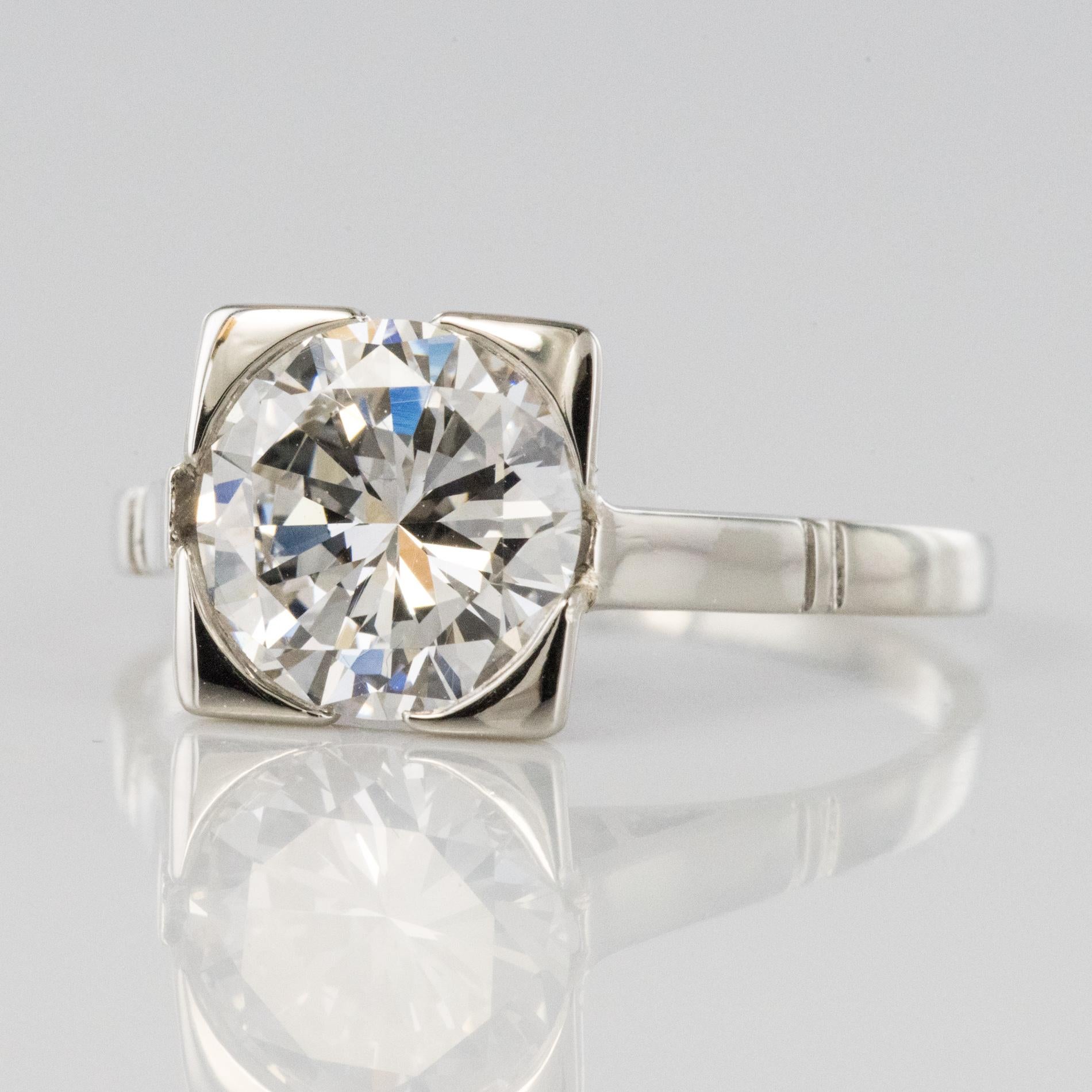 1930s Art Deco 1.78 Carat Diamond 18 Karat Platinum Solitary Ring 4