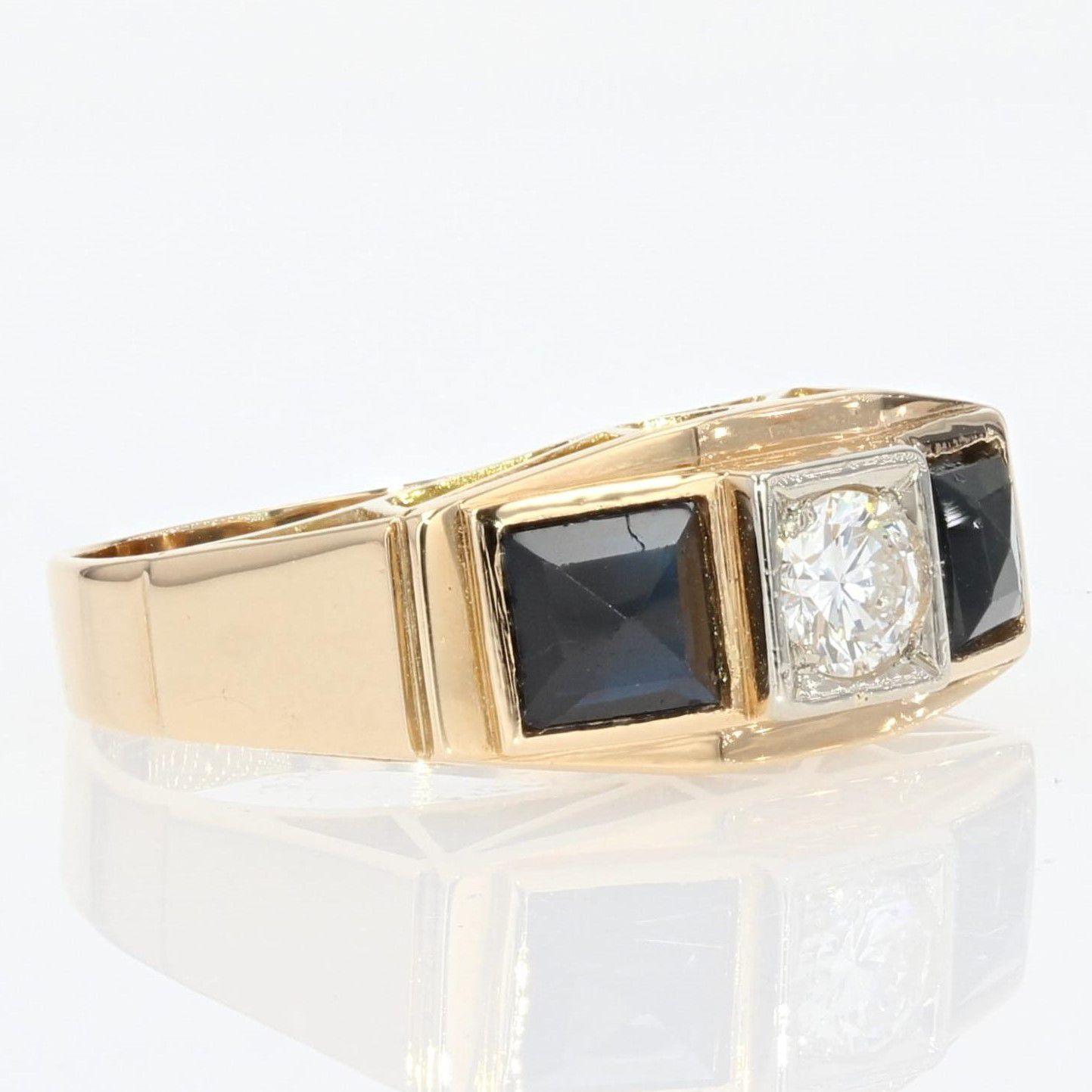 1930s Art Deco 18 Karat Yellow Gold Sapphires Diamond Garter Ring In Good Condition For Sale In Poitiers, FR