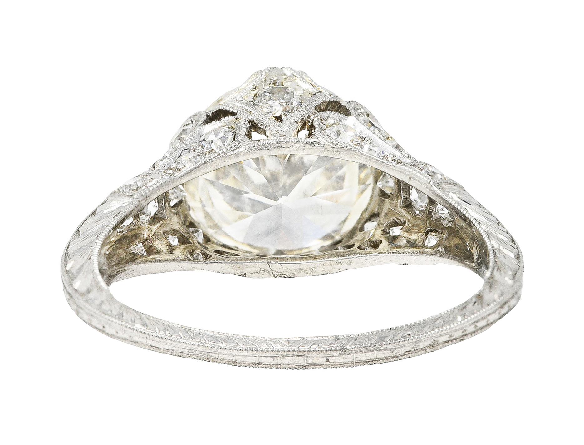 Women's or Men's 1930's Art Deco 2.58 Carats Old European Diamond Platinum Floral Engagement Ring