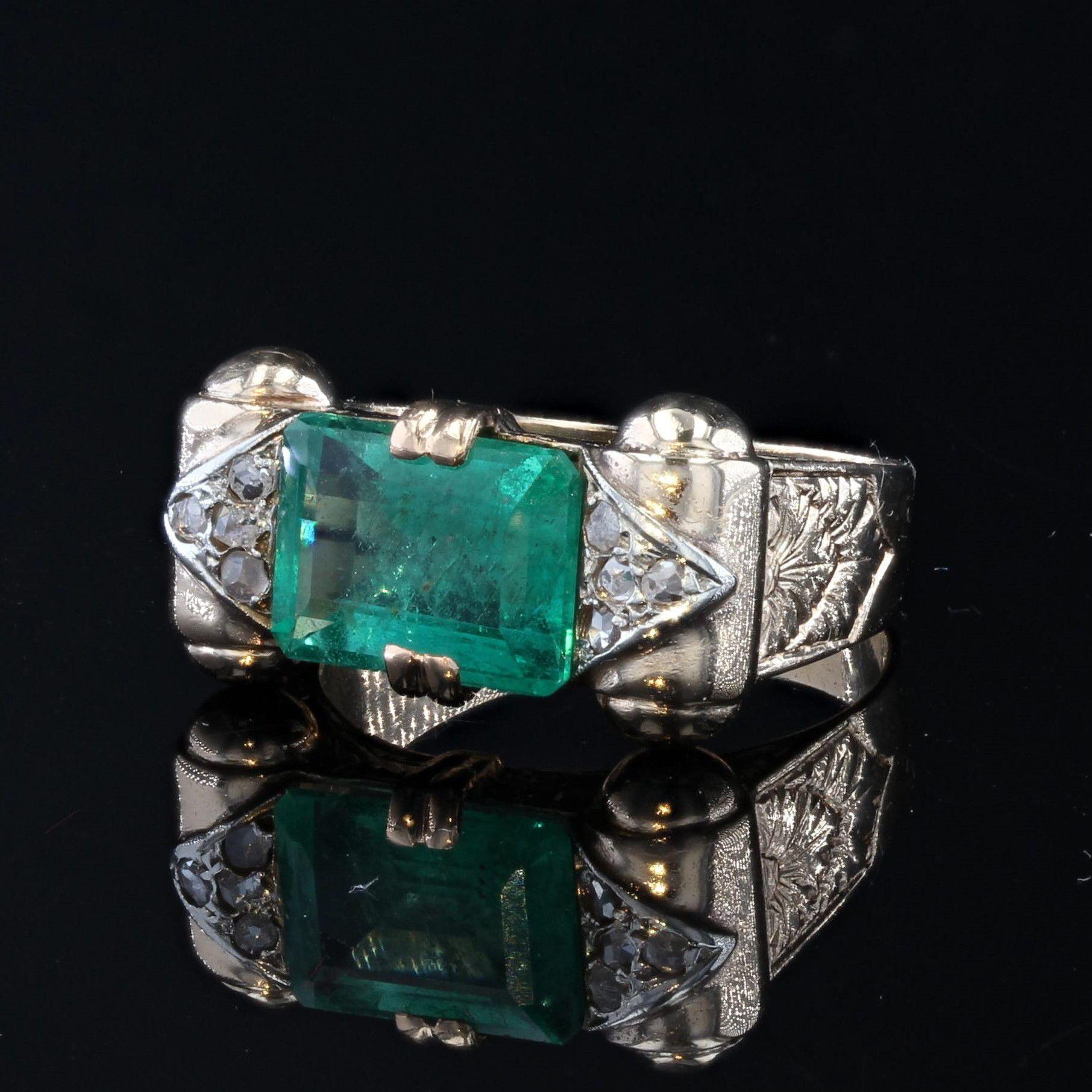 1930s Art Deco 3 Carat Emerald Diamonds 18 Karat Rose Gold Ring For Sale 9