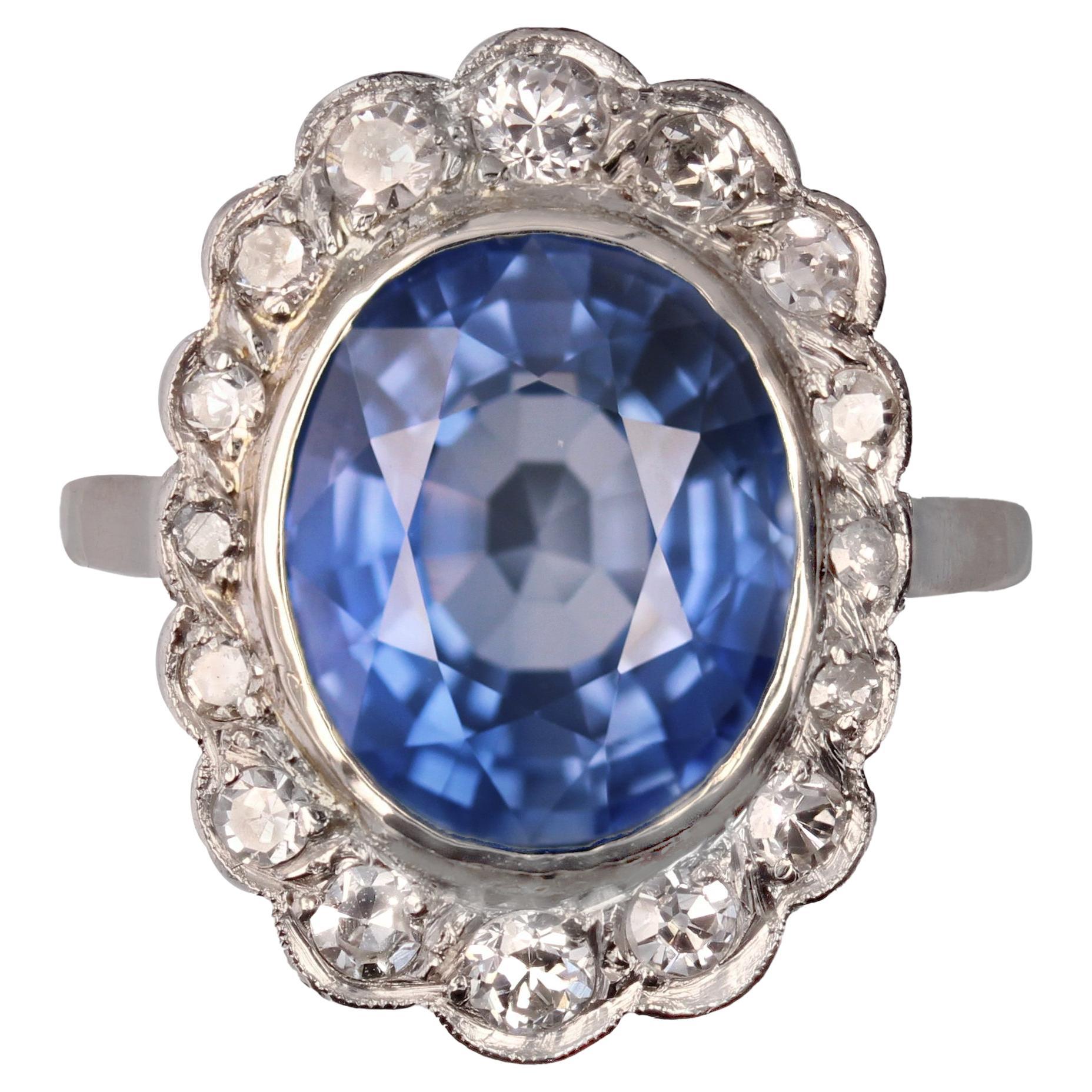 1930s Art Deco 5.80 Carat Sapphire Diamonds Platinum 18 Karat White Gold Ring For Sale