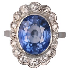 Vintage 1930s Art Deco 5.80 Carat Sapphire Diamonds Platinum 18 Karat White Gold Ring