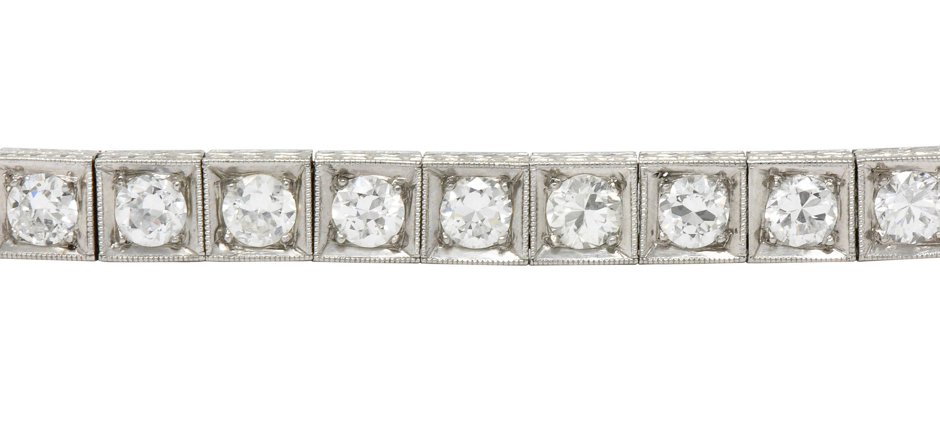 Women's or Men's 1930s Art Deco 5.90 Carat Diamond Platinum Line Bracelet