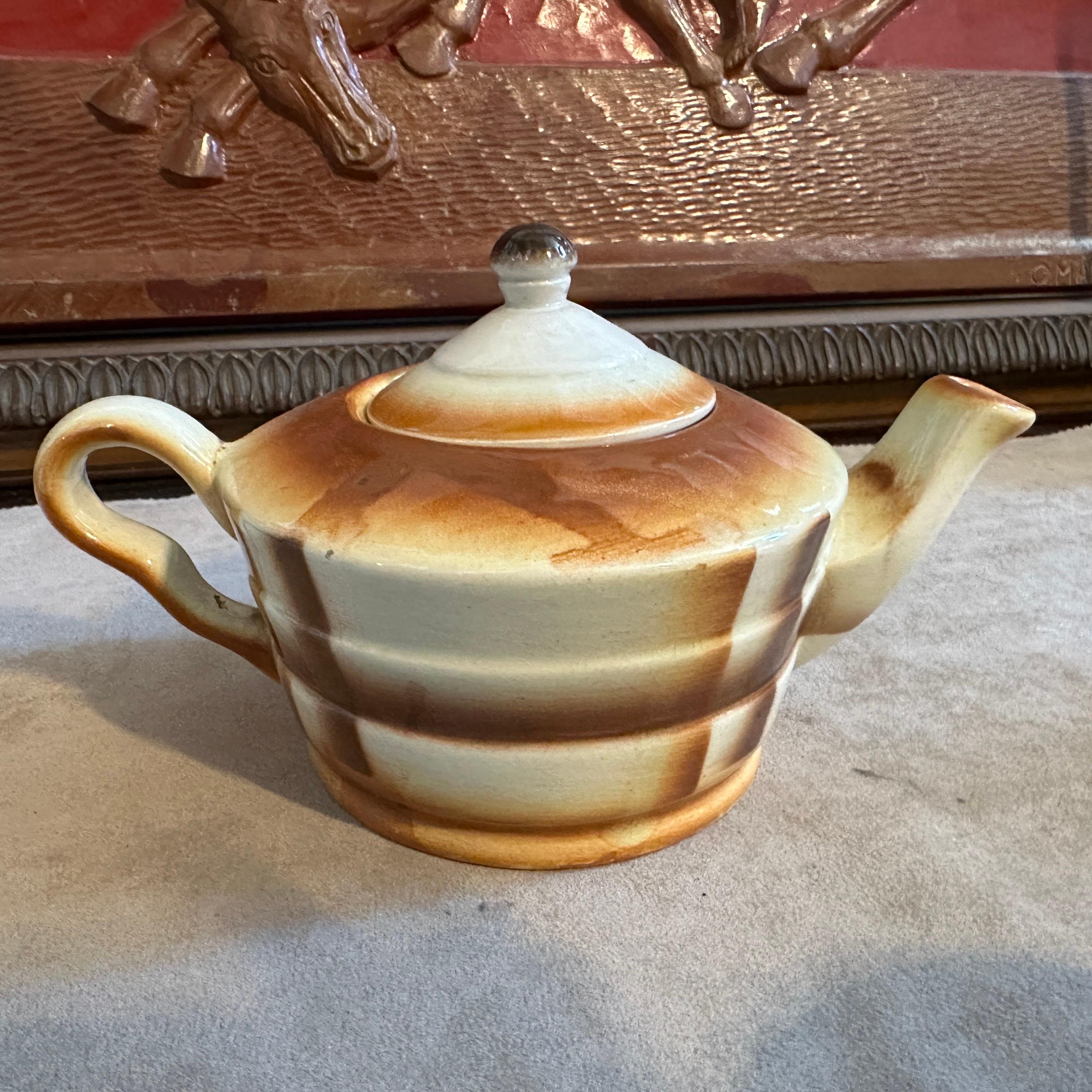 20th Century 1930s Art Deco Airbrushed Ceramic Tea Set by Ceramiche Piemontesi For Sale