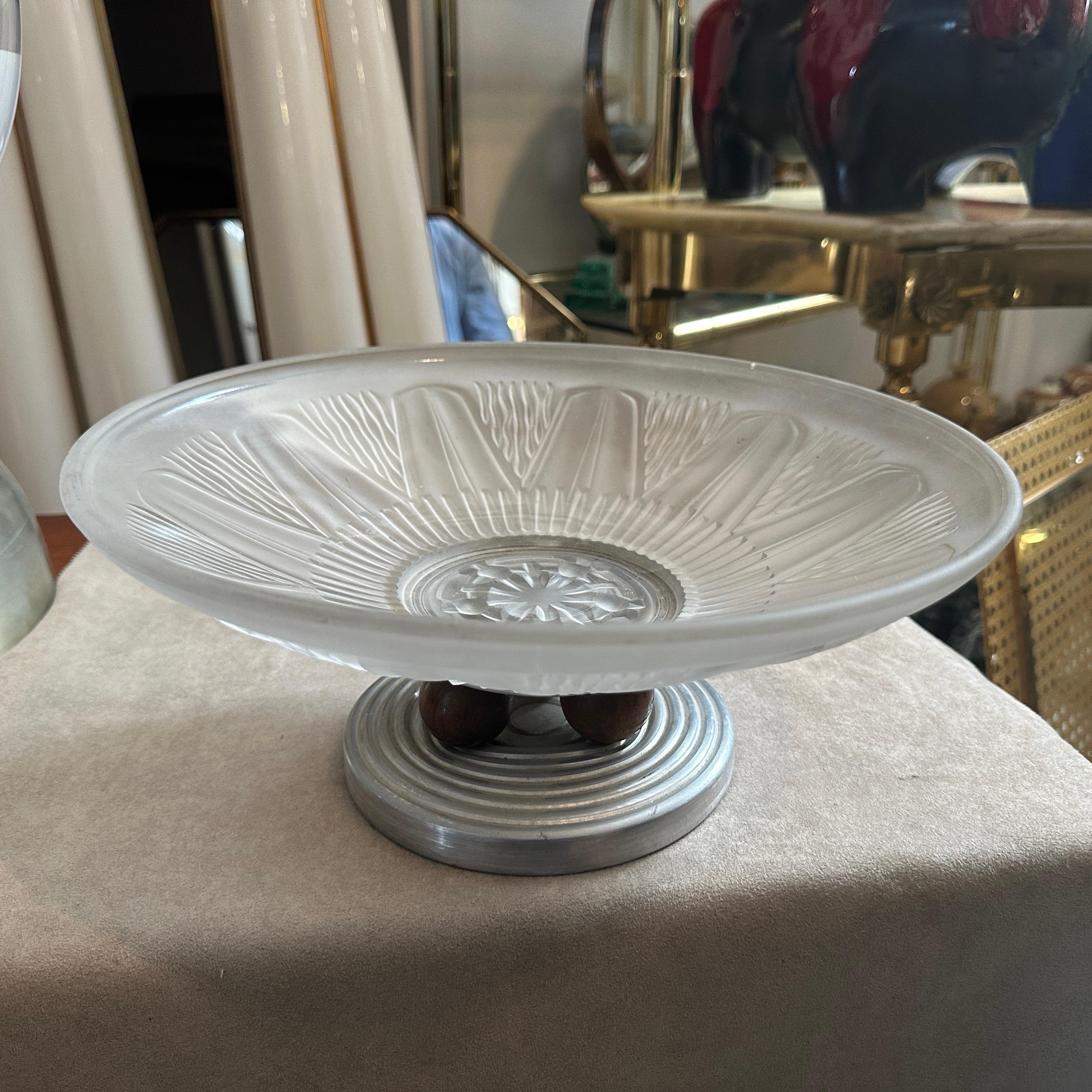 1930s Art Deco Aluminum Wood and Opalescent Glass French Centerpiece In Good Condition For Sale In Aci Castello, IT