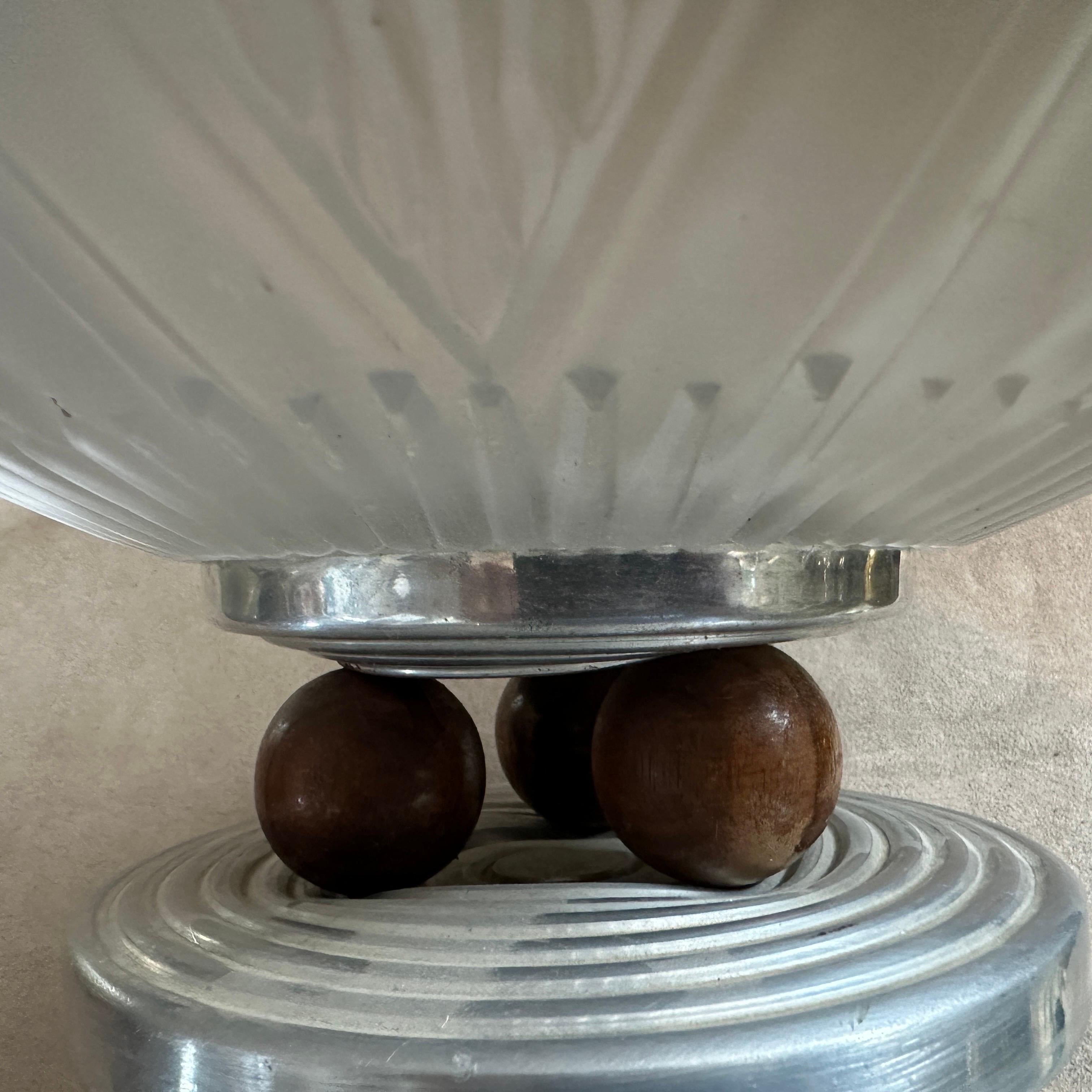 1930s Art Deco Aluminum Wood and Opalescent Glass French Centerpiece For Sale 2
