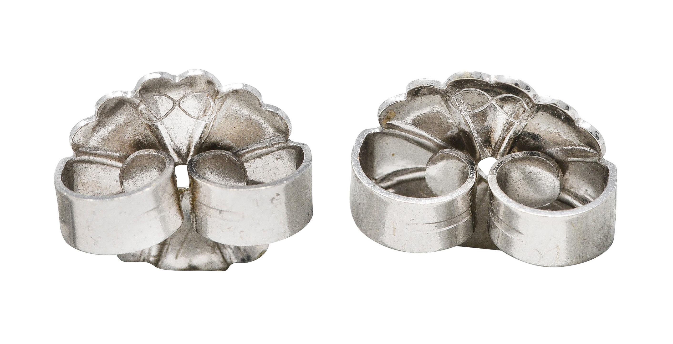 1930's Art Deco Amethyst Diamond Platinum Drop Earrings In Excellent Condition In Philadelphia, PA