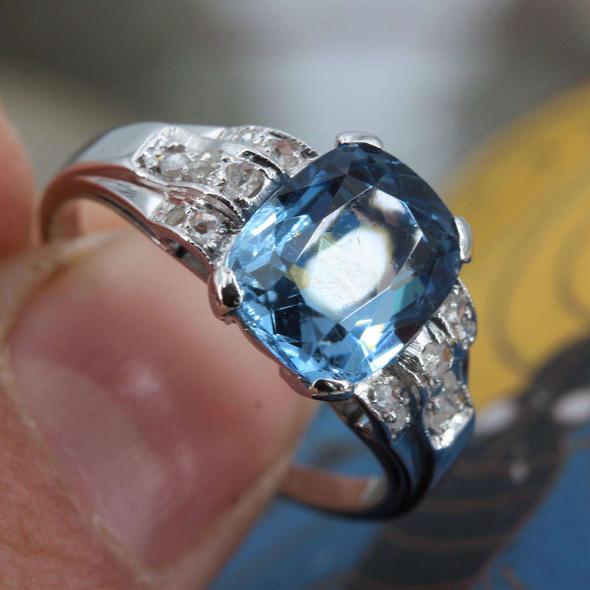 1930s Art Deco Aquamarine Diamonds Platinum Ring 8