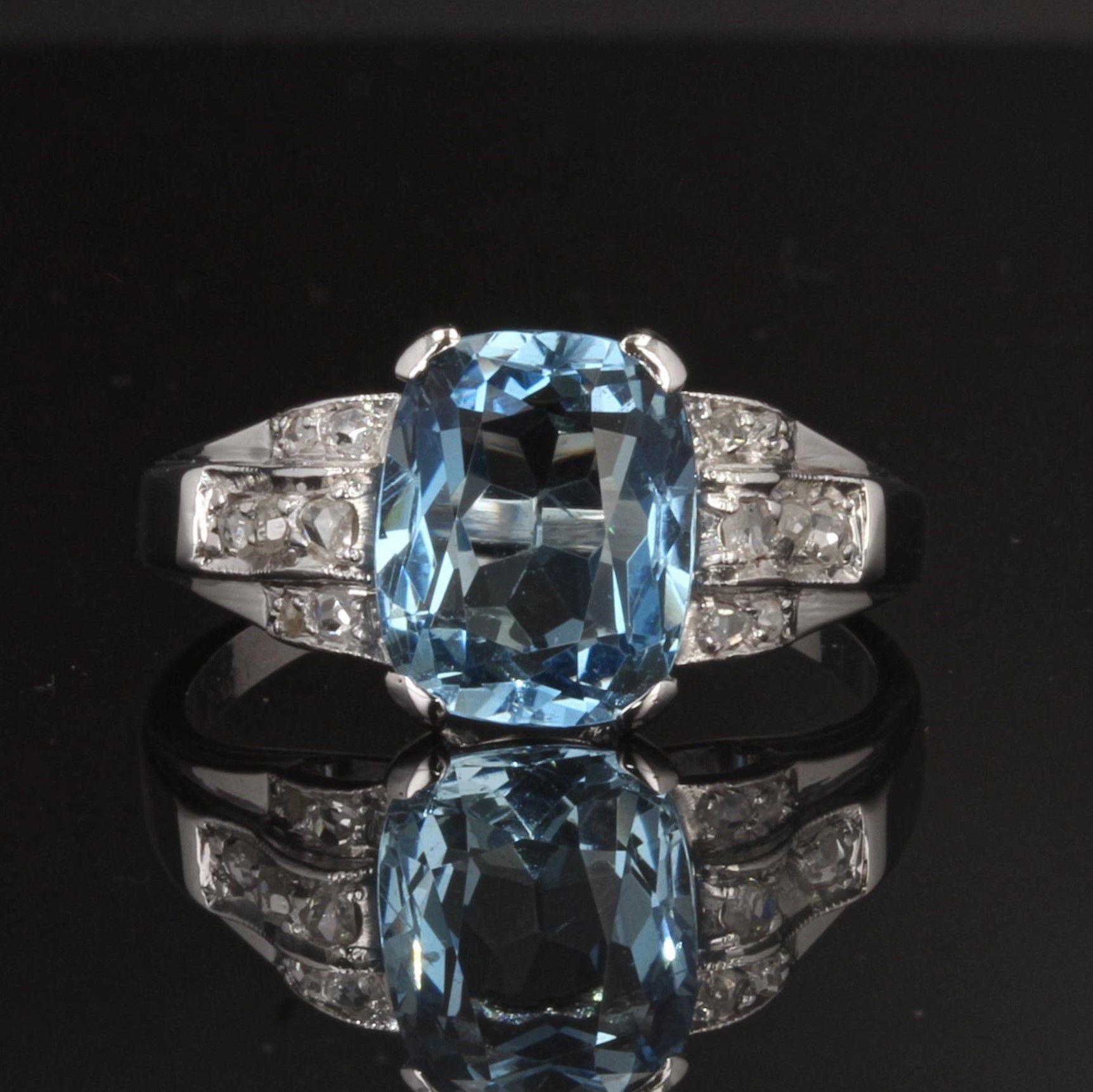 Cushion Cut 1930s Art Deco Aquamarine Diamonds Platinum Ring