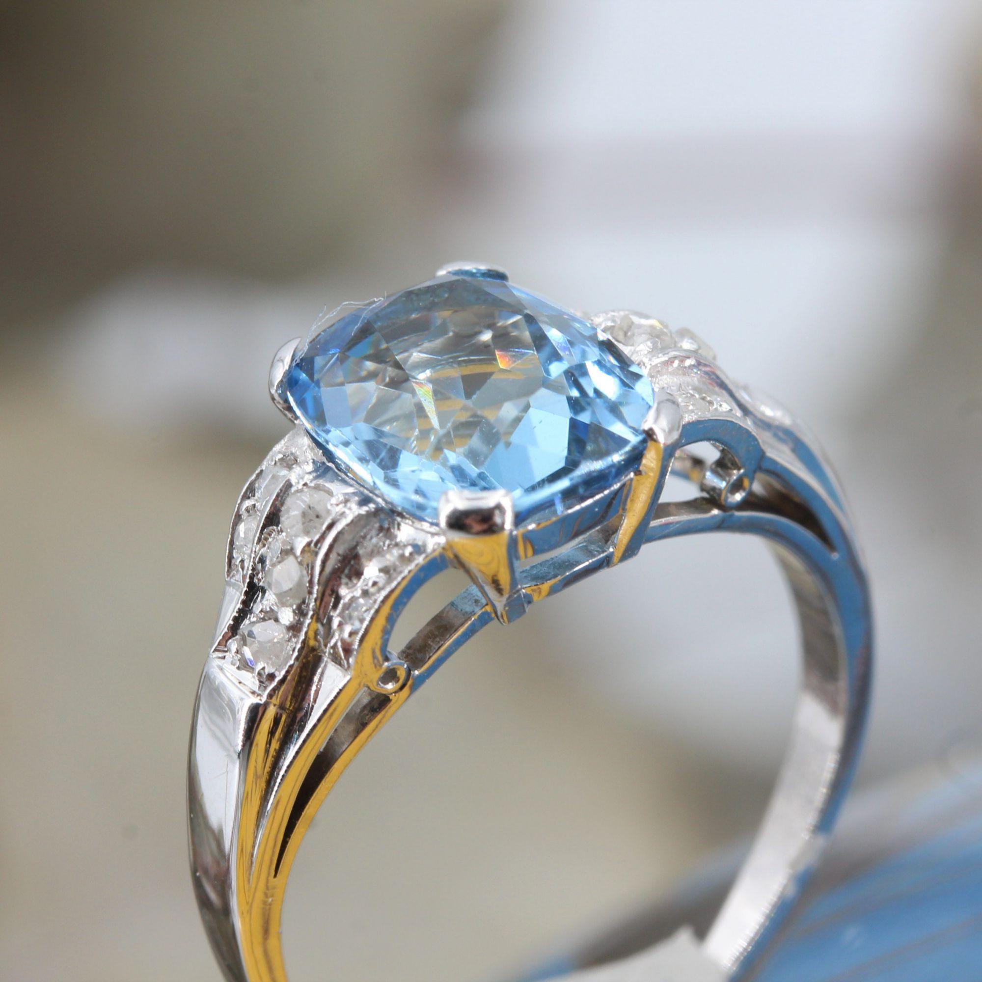 1930s Art Deco Aquamarine Diamonds Platinum Ring 4