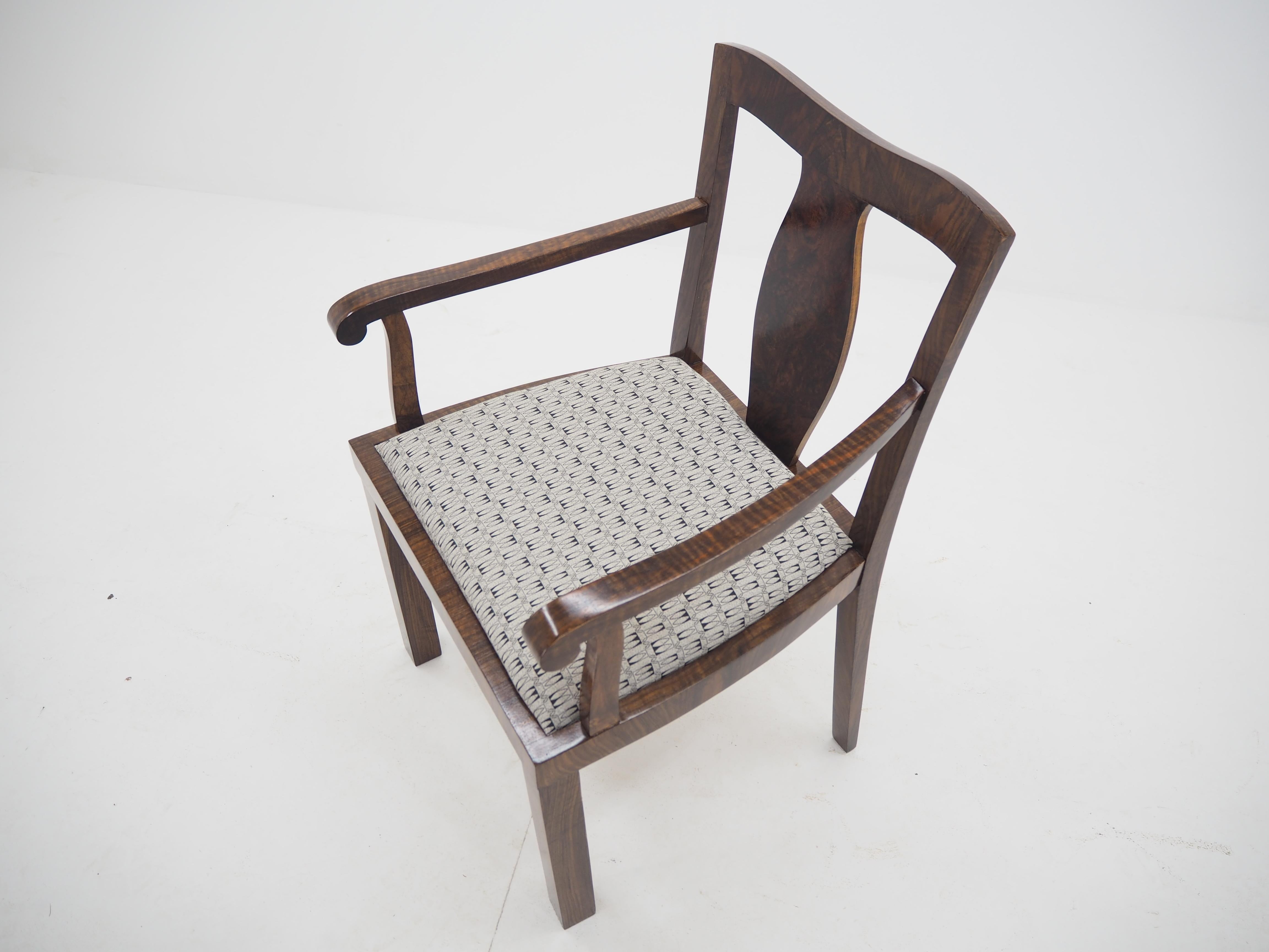 Art-Déco-Sessel aus den 1930er Jahren (Mitte des 20. Jahrhunderts) im Angebot