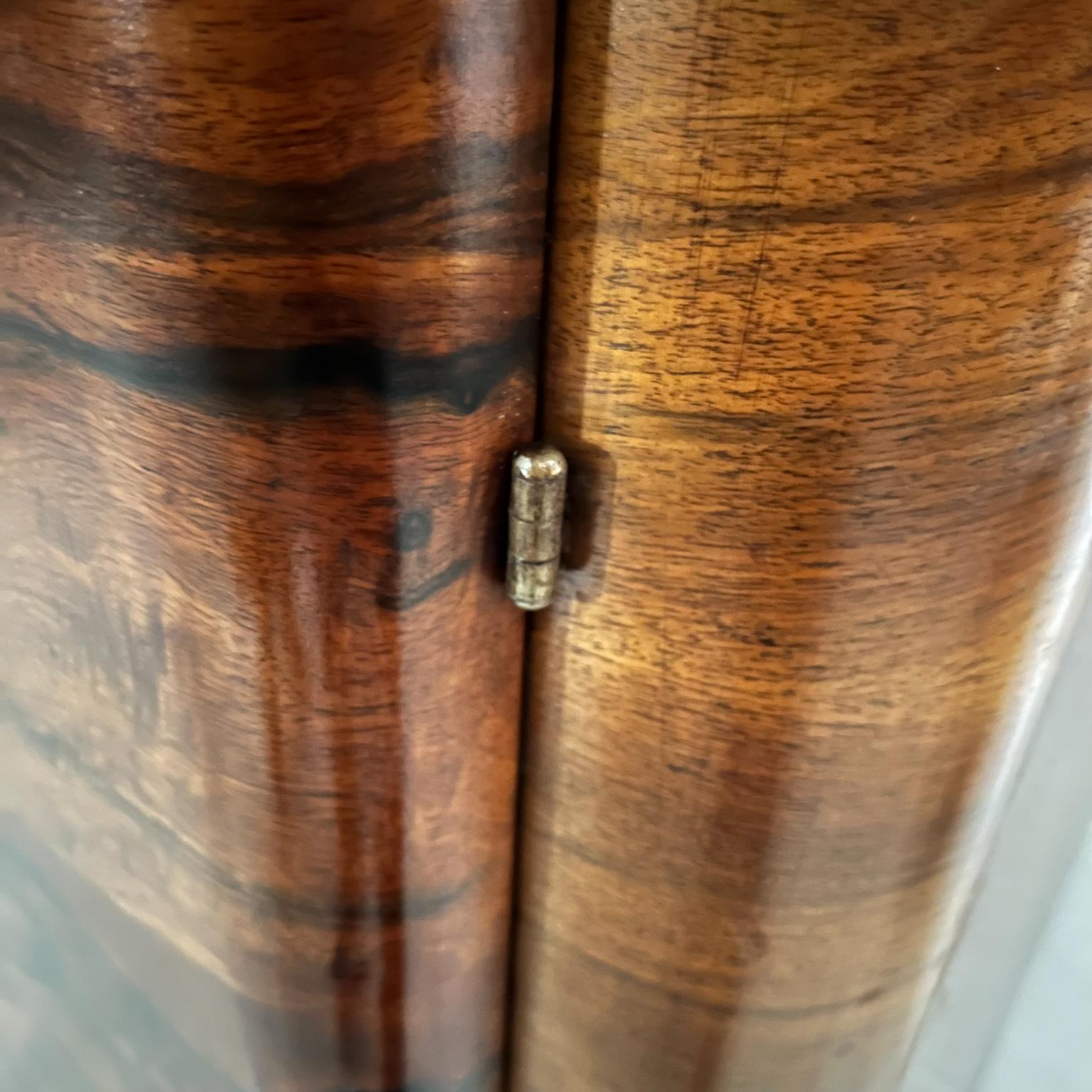 1930s Art Deco Armoire Fine Wardrobe Dresser Cabinet in Lacquered Burlwood Italy 2