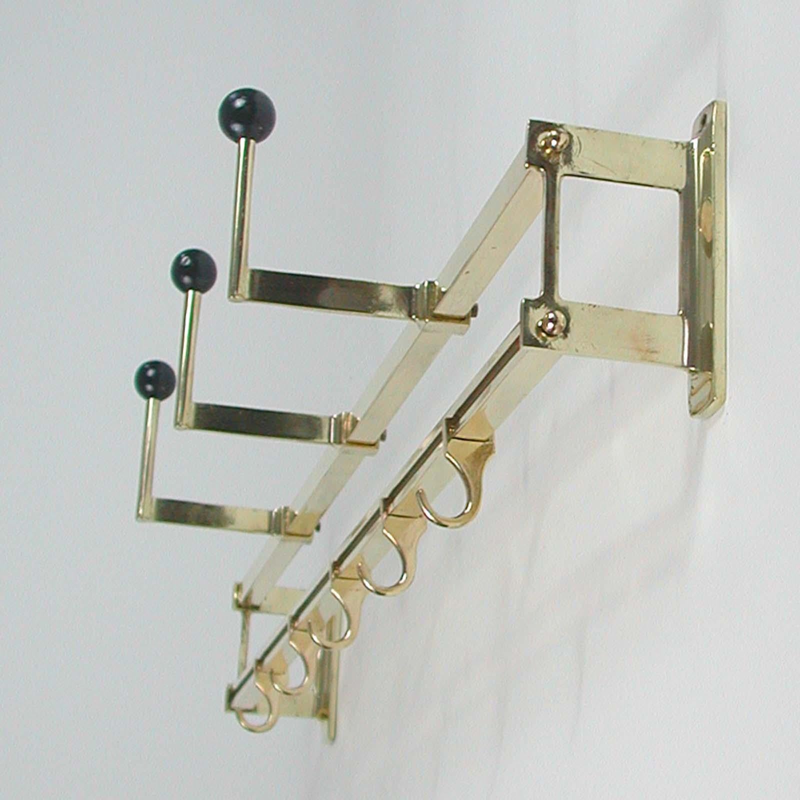 Mid-20th Century 1930s Art Deco Bauhaus Brass and Wood Coat and Hat Rack