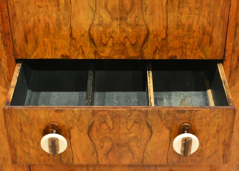 1930's Art Deco Bauhaus Style Burled Walnut Birch and Bakelite Cocktail Cabinet 3